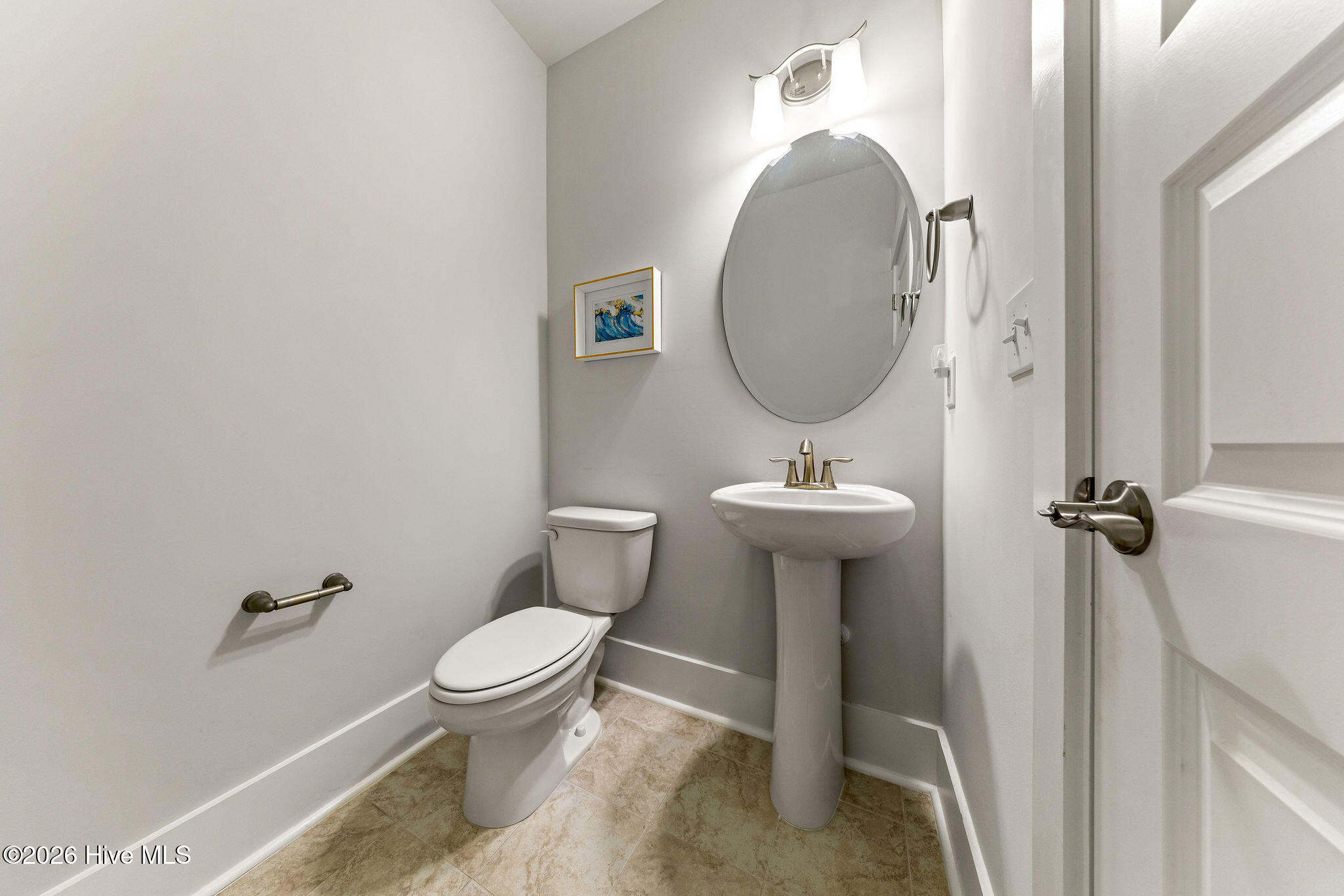 100548010 | Photo 15