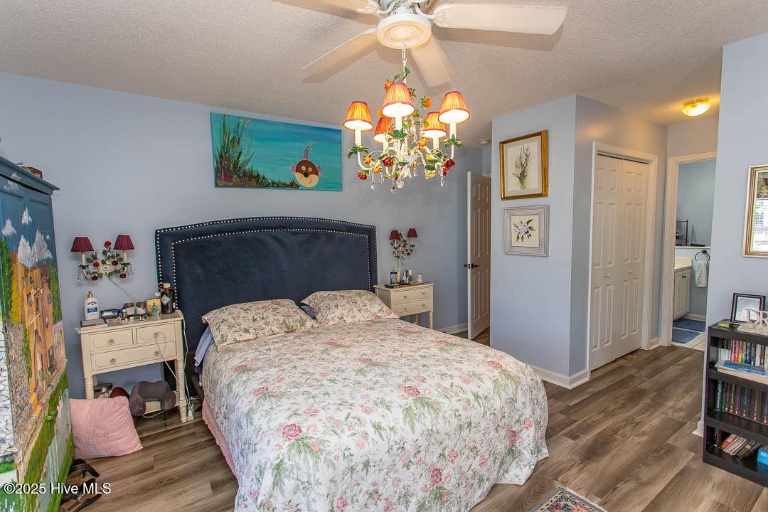 100493177 | Photo 24