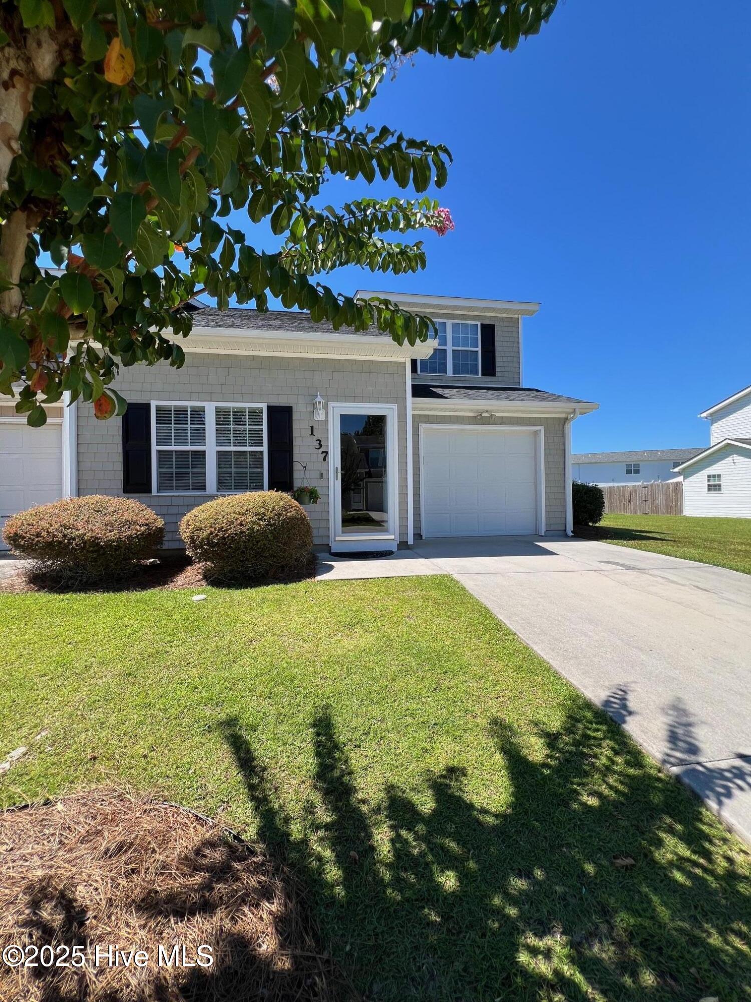 137 Jessie Circle, Hubert, NC 28539 – photo 2: 2 137 Jessie Circle
