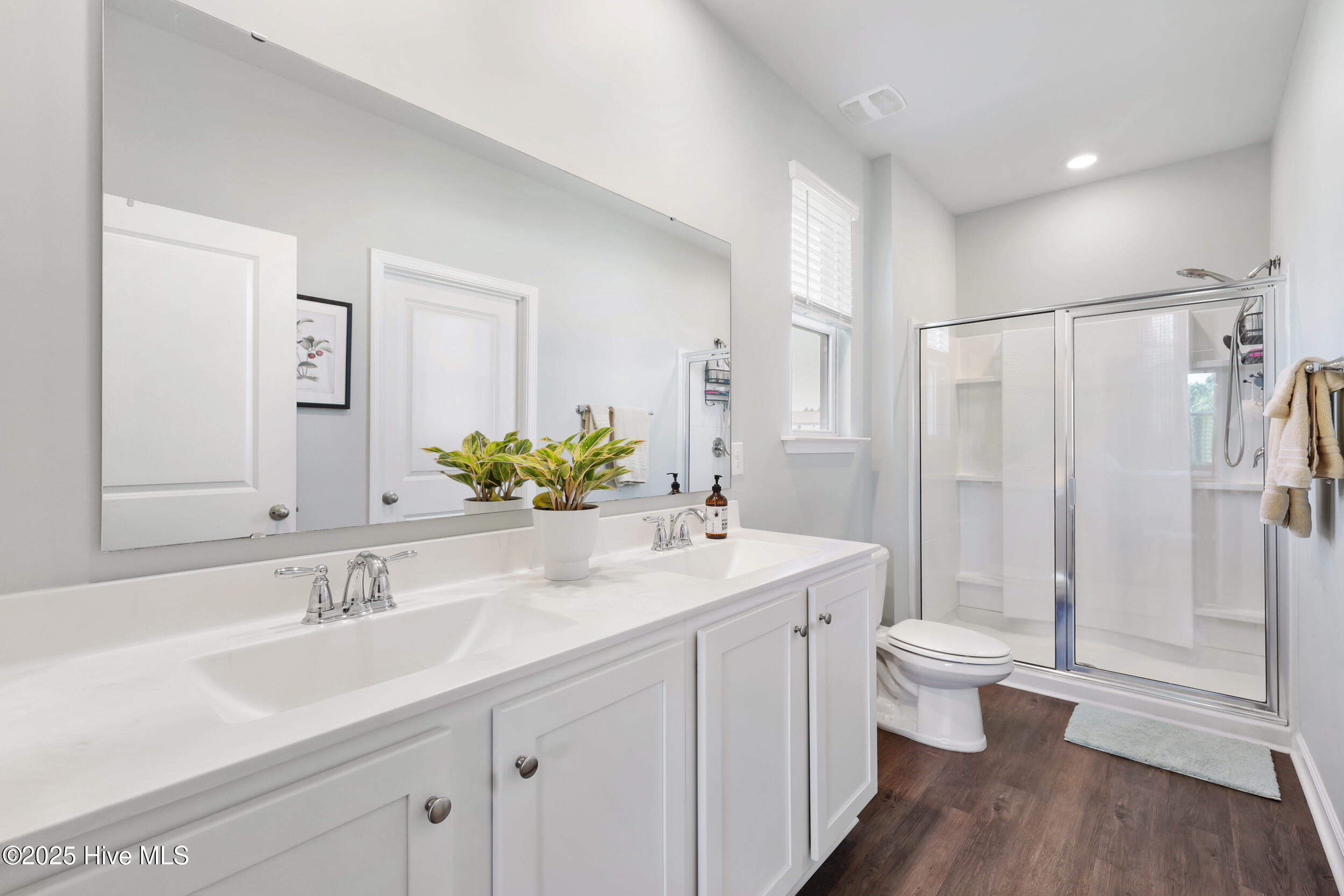 100529036 | Photo 14