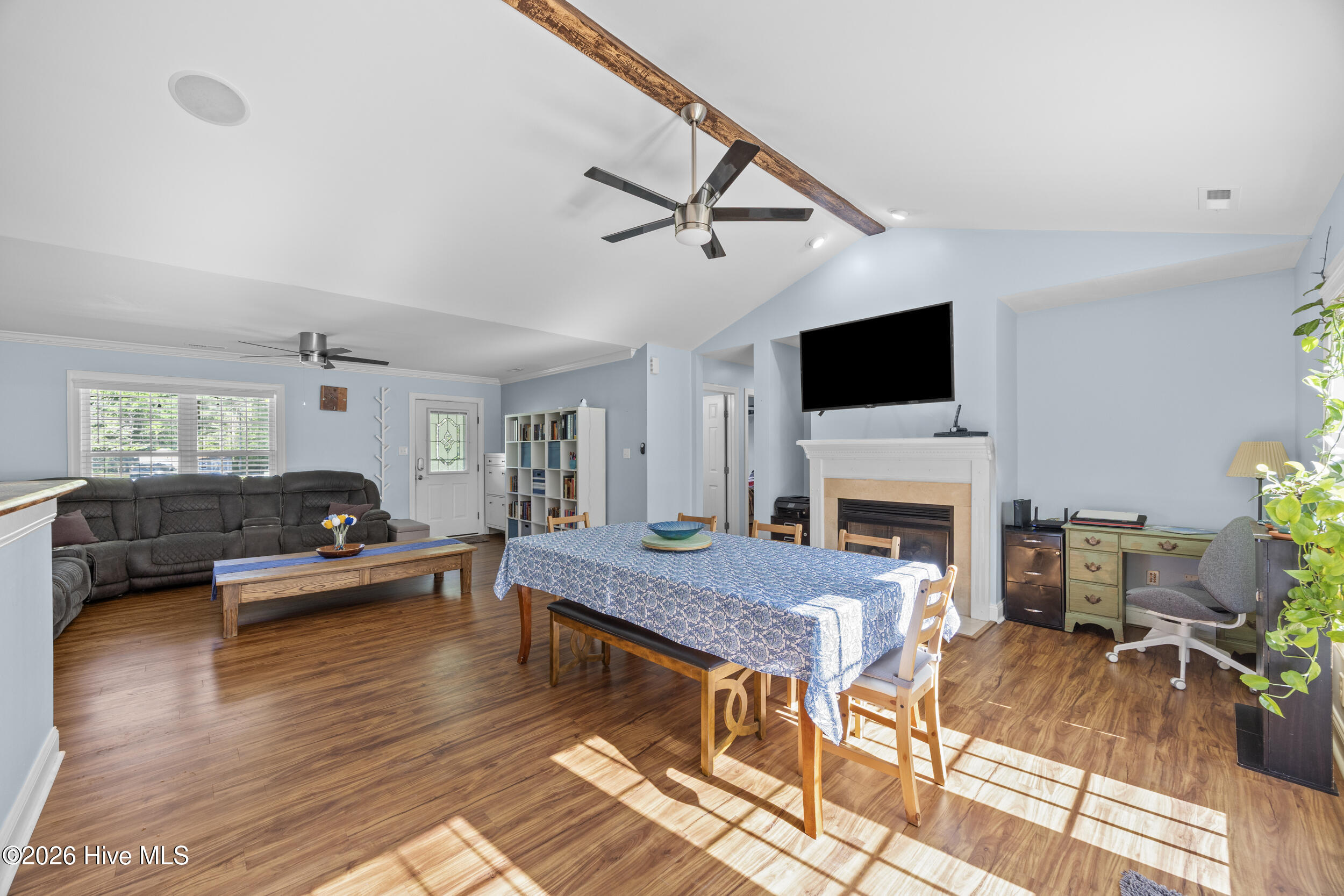 100567531 | Photo 13