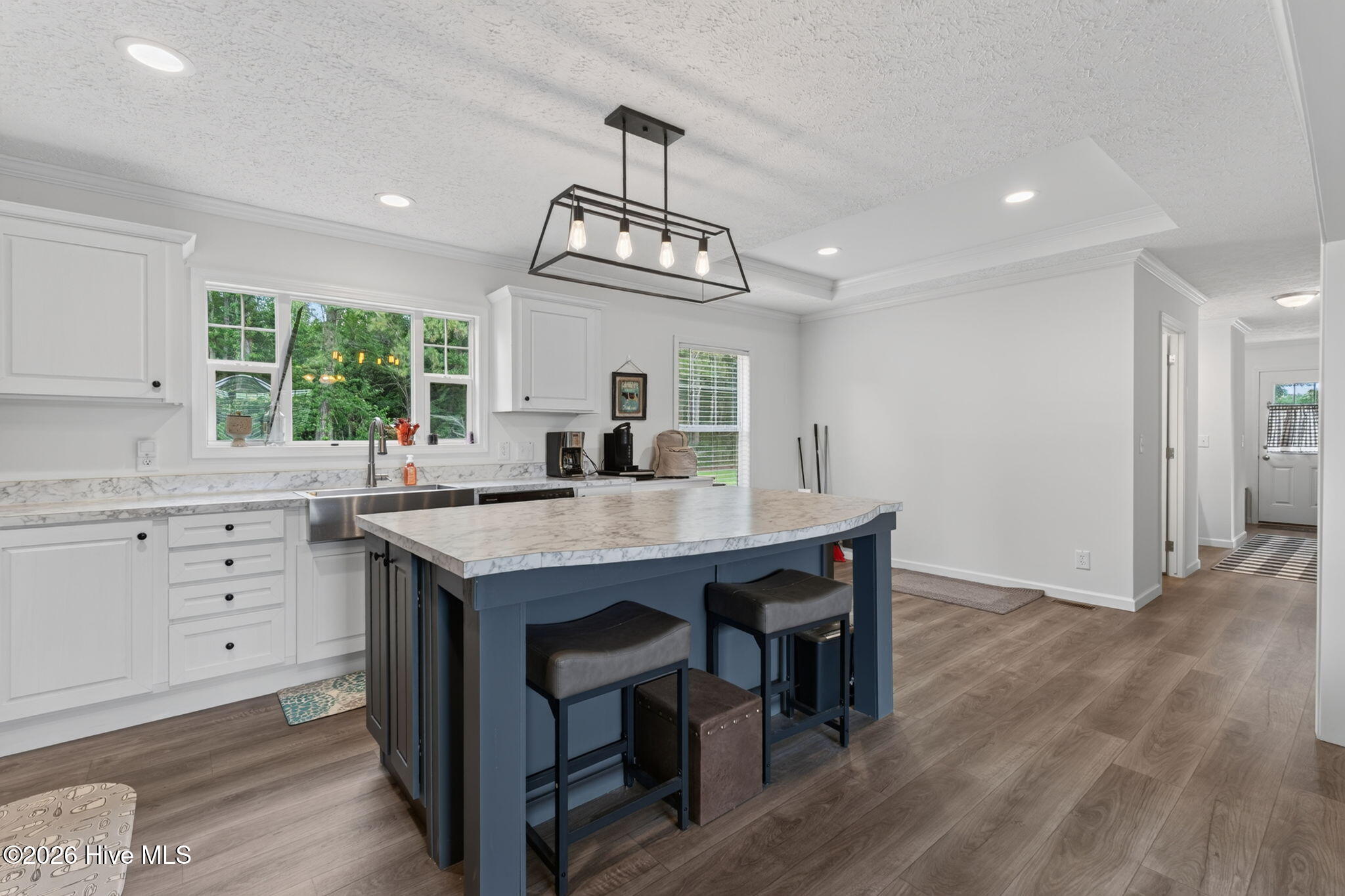 Kitchen/ Dining