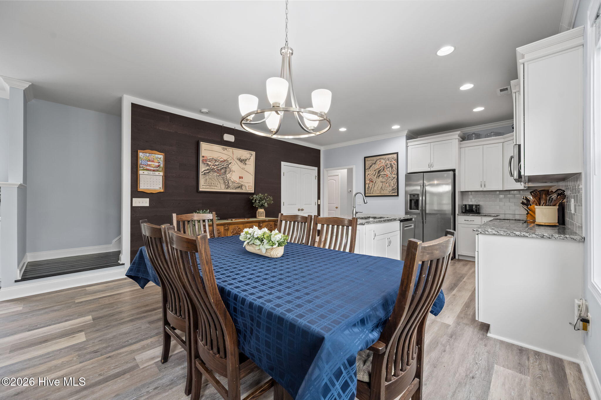 100565759 | Photo 10