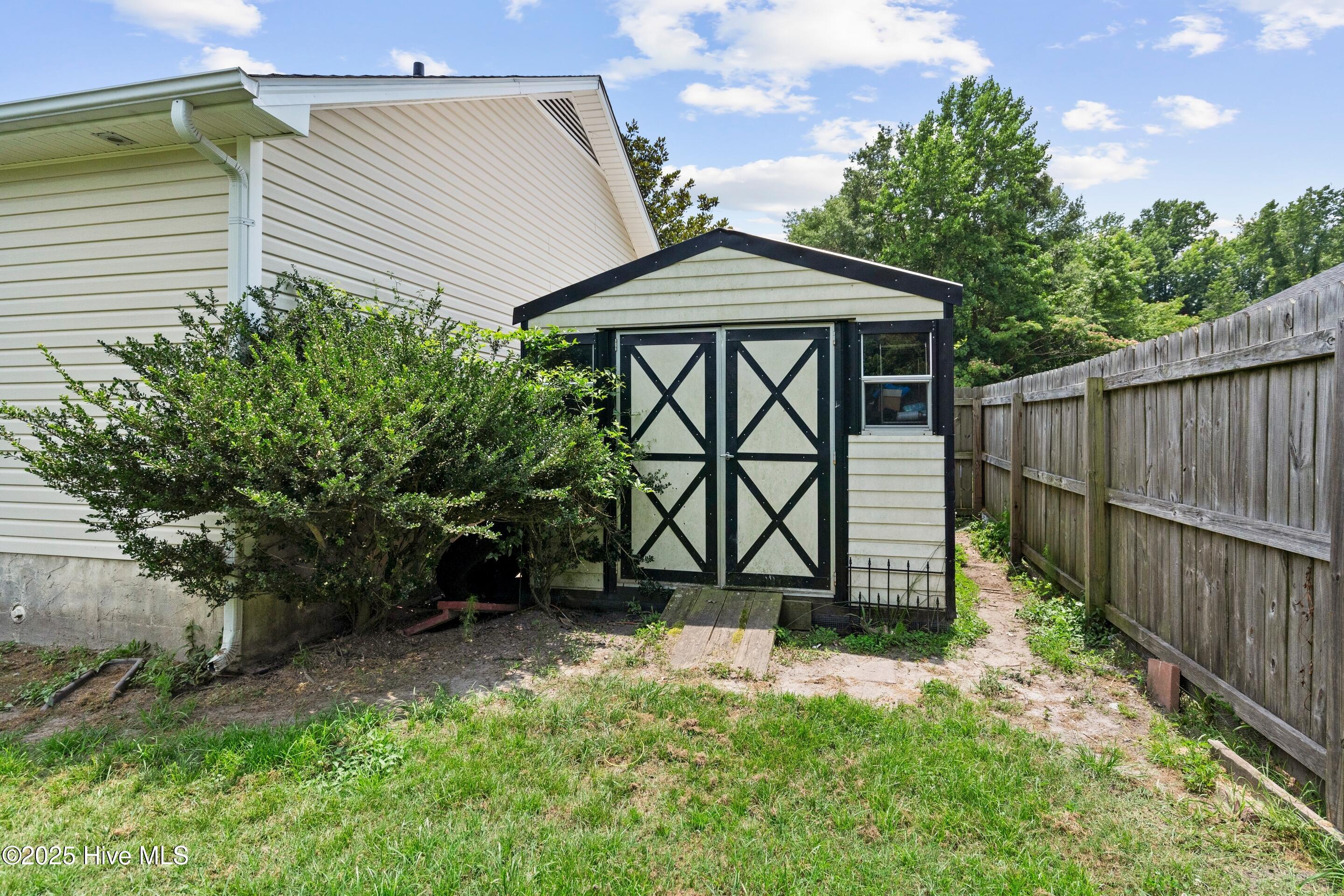 100515616 | Photo 44