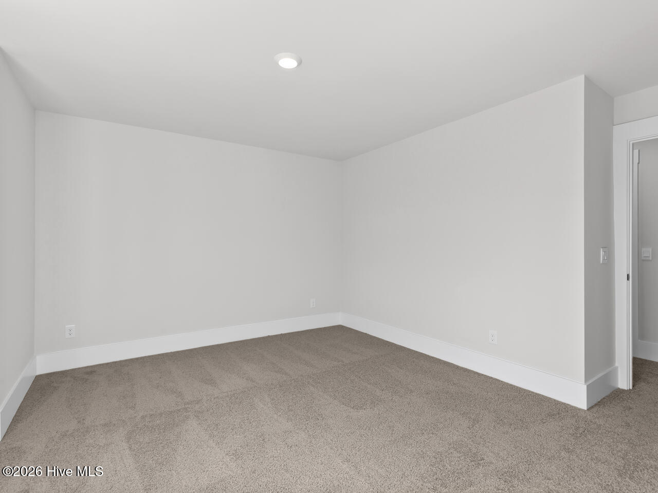 100530535 | Photo 38