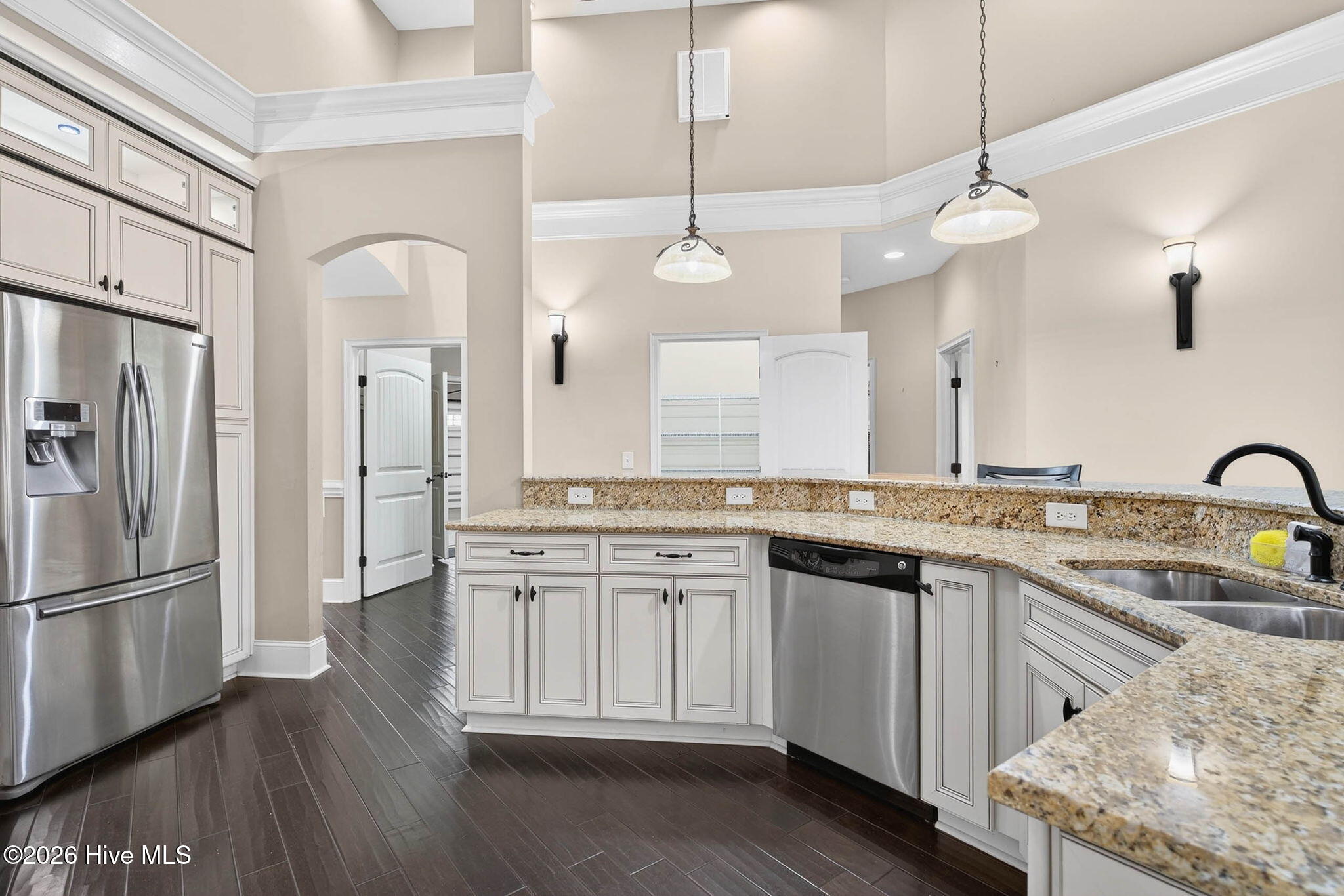 100560240 | Photo 17