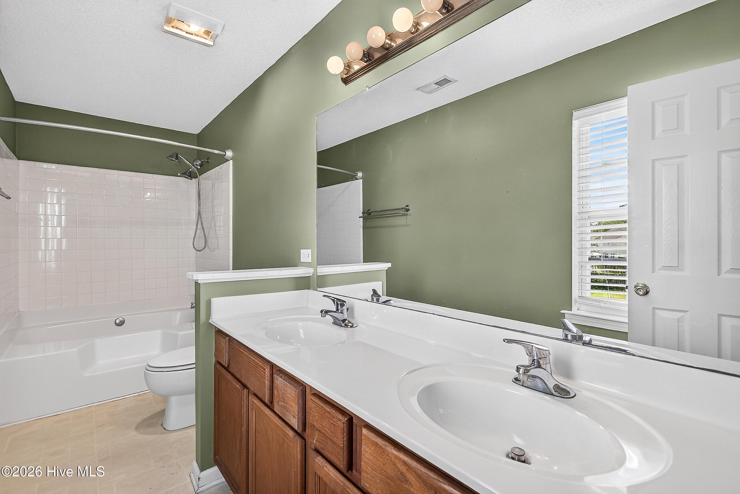 202 Halibut Court,Maysville