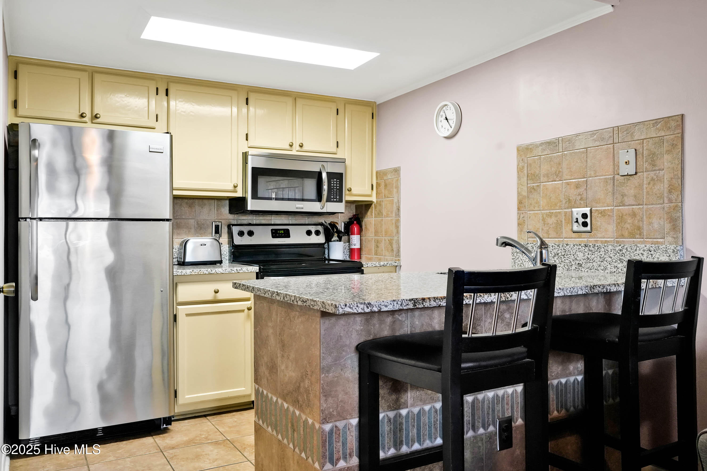 100491115 | Photo 19