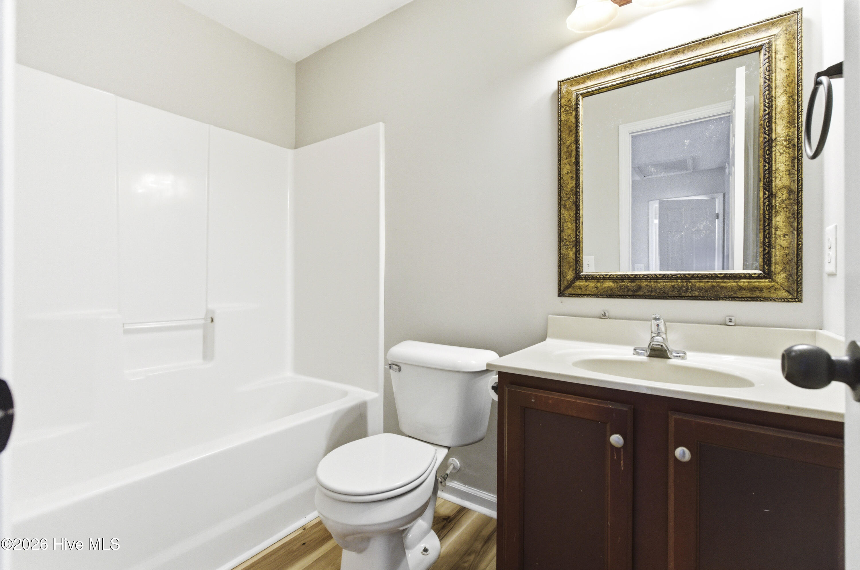 100564497 | Photo 20