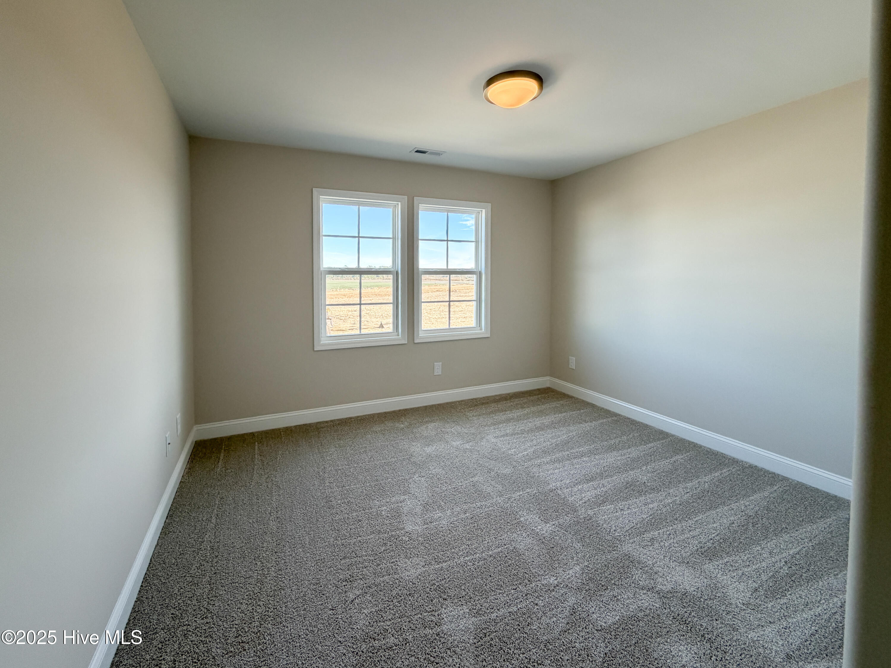 100544616 | Photo 11