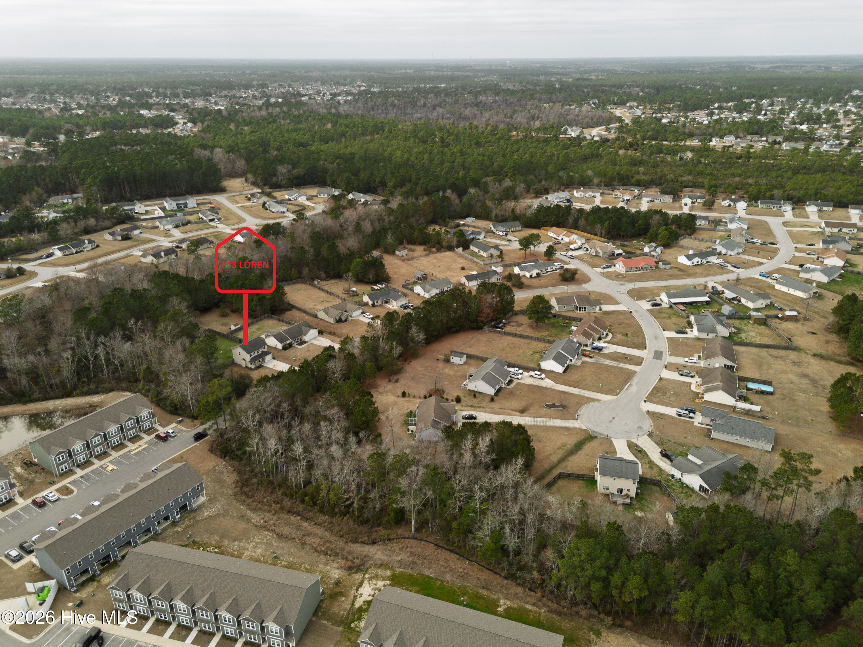 100557262 | Photo 76