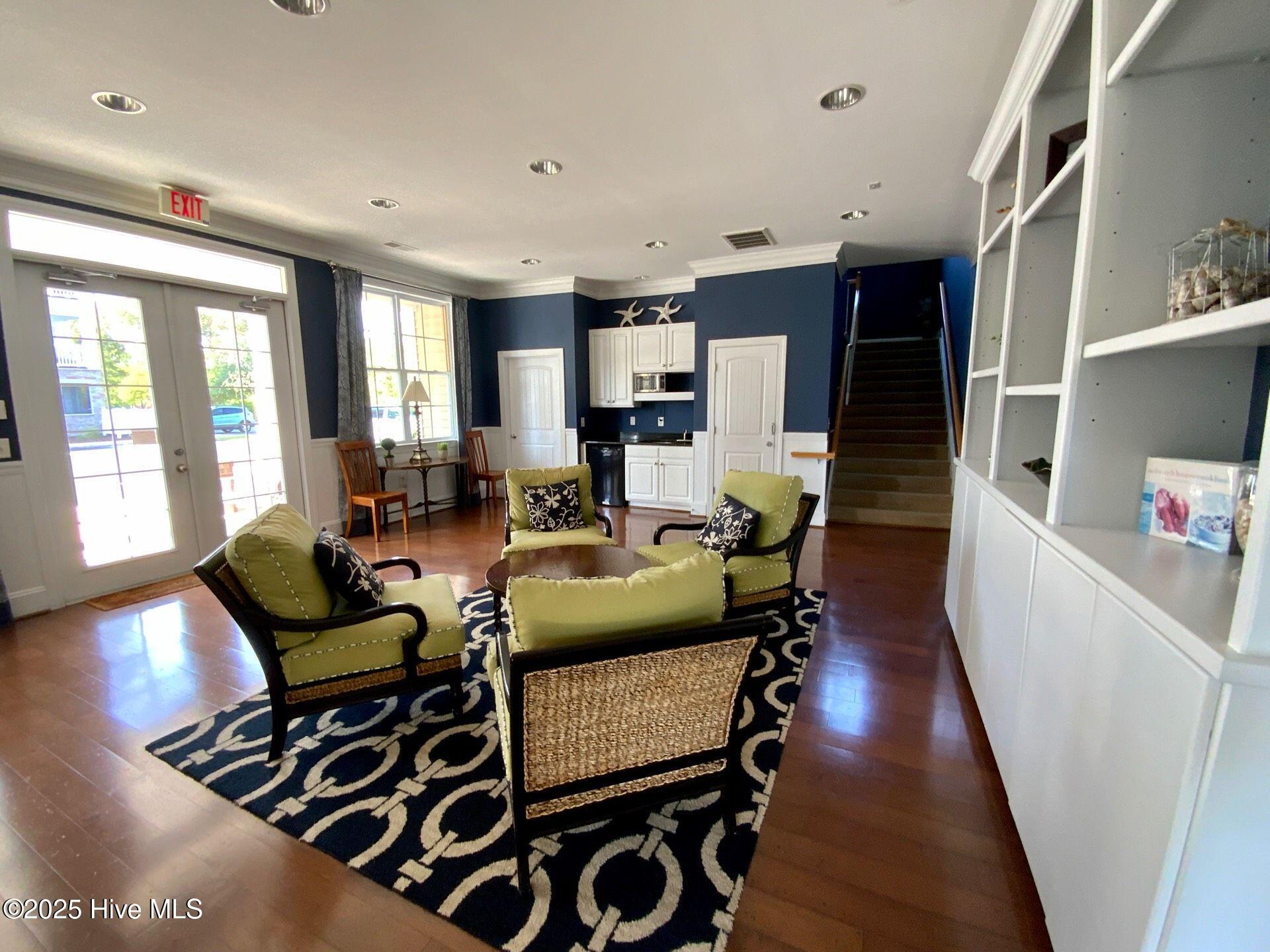 100 Gateway Condos Drive UNIT 113, Surf City, NC, 28445