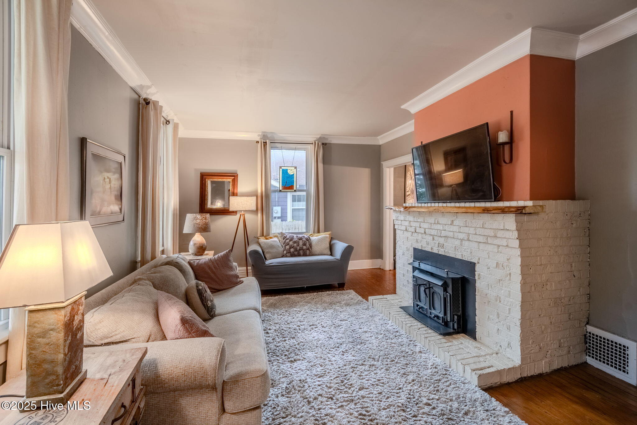 100522019 | Photo 12