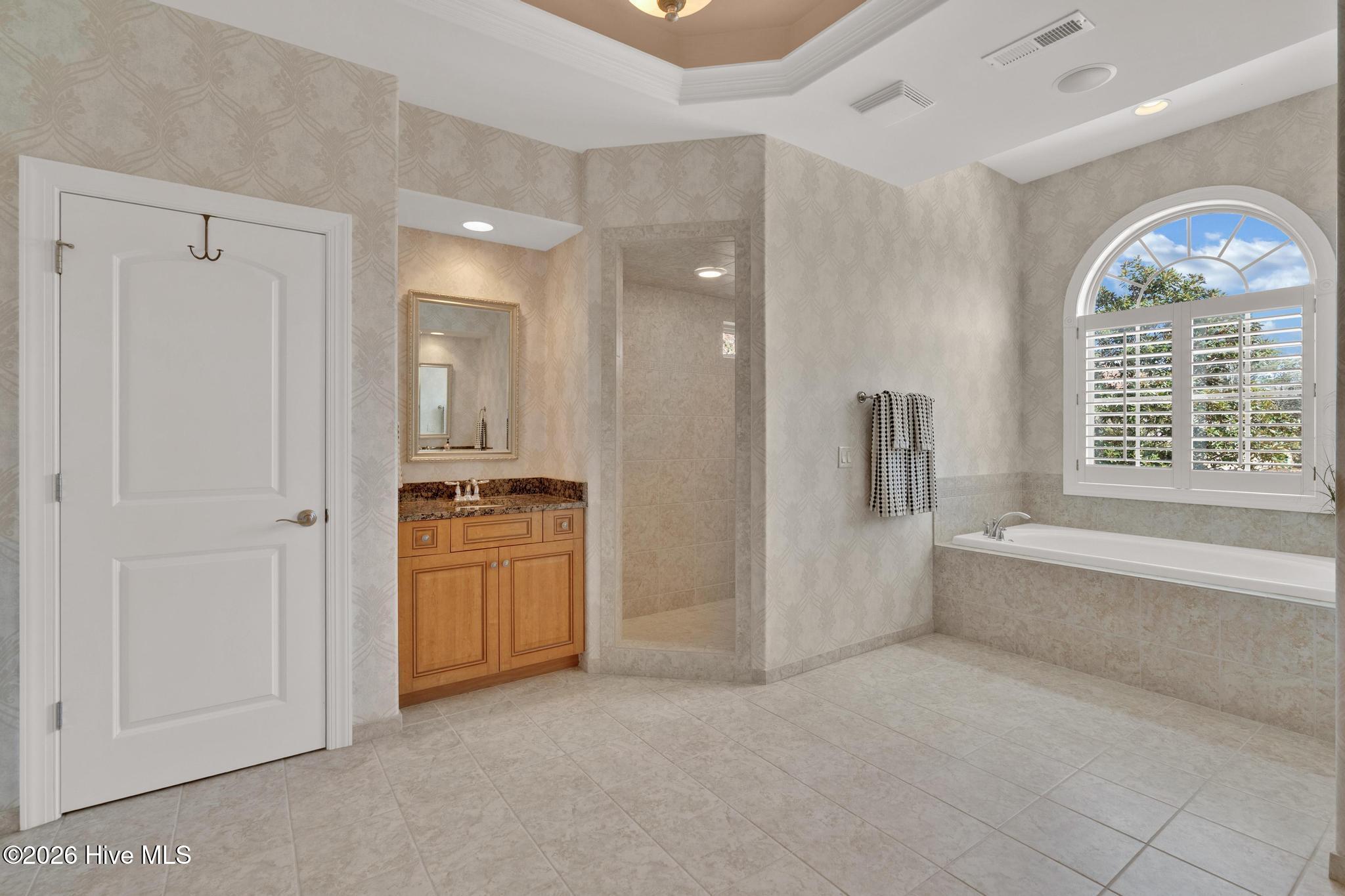 100559631 | Photo 27