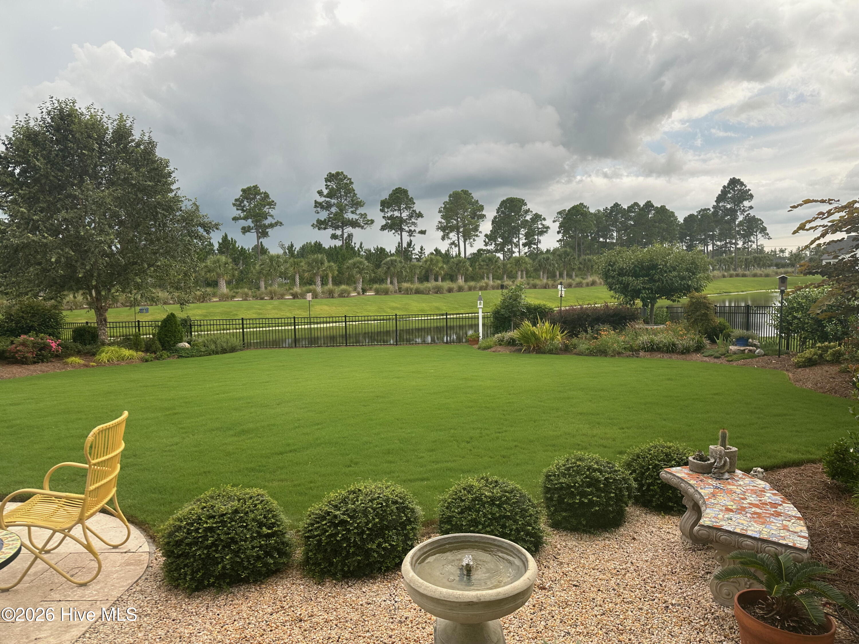 100550328 | Photo 30