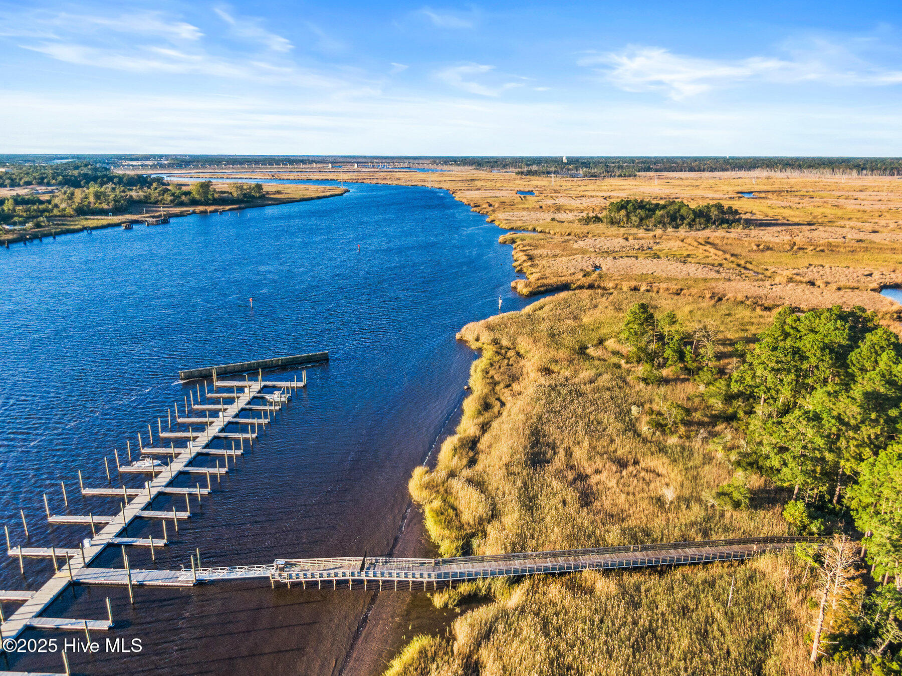 100537930 | Photo 54