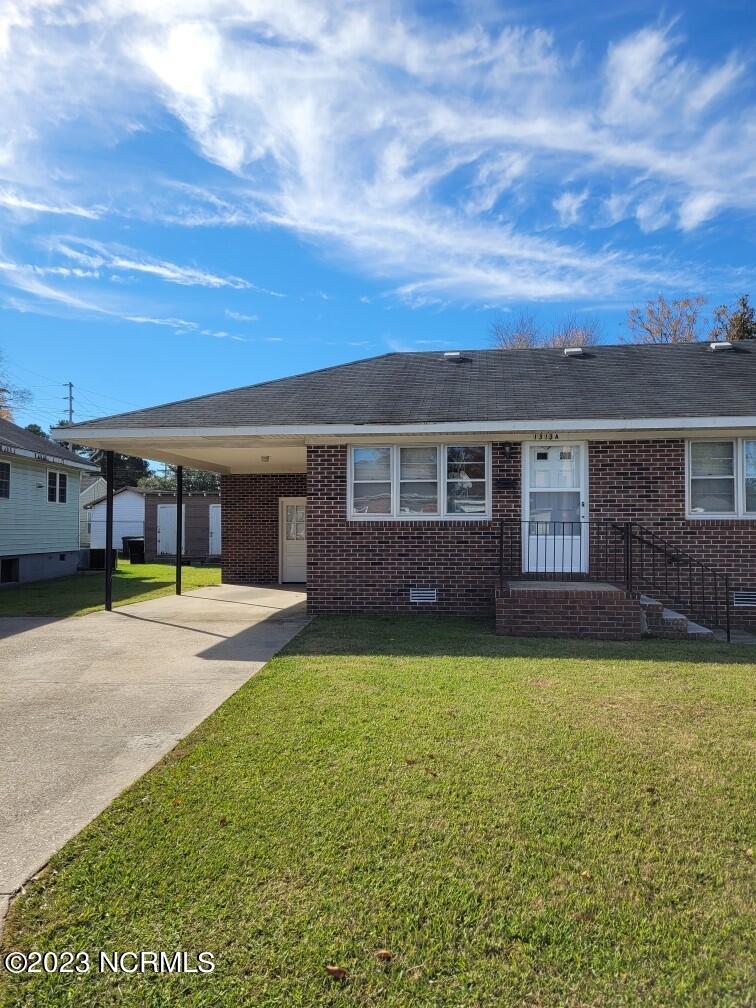 1313 Lincoln, Elizabeth City, North Carolina, 2 Bedroom Bedrooms, 4 Room Rooms,1 BathroomBathrooms,Duplex,For sale,Lincoln,100596752 1313 Lincoln, Elizabeth City, North Carolina, 2 Bedroom Bedrooms, 4 Room Rooms,1 BathroomBathrooms,Duplex,For sale,Lincoln,100596752