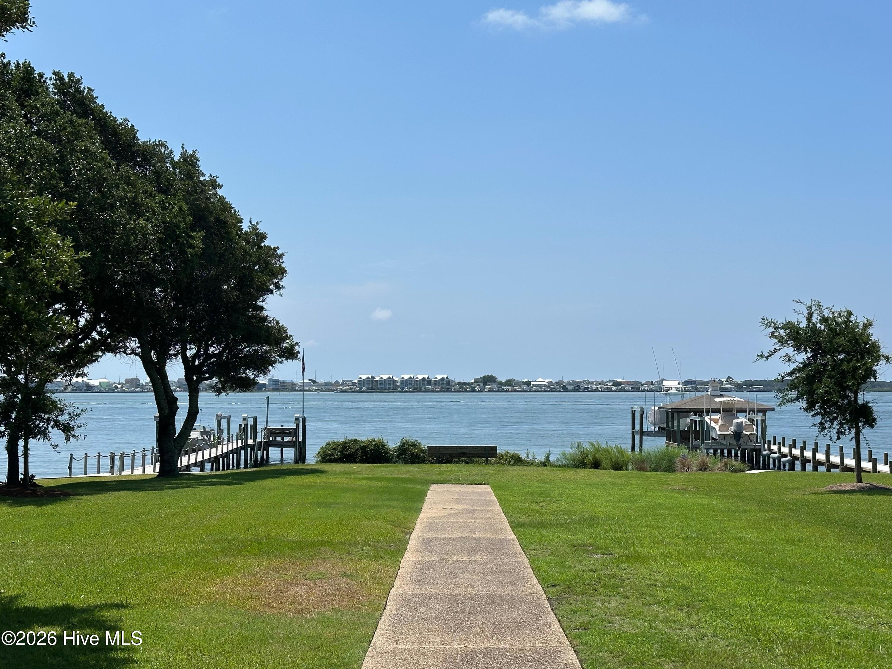 2609 Arendell Street,Morehead City
