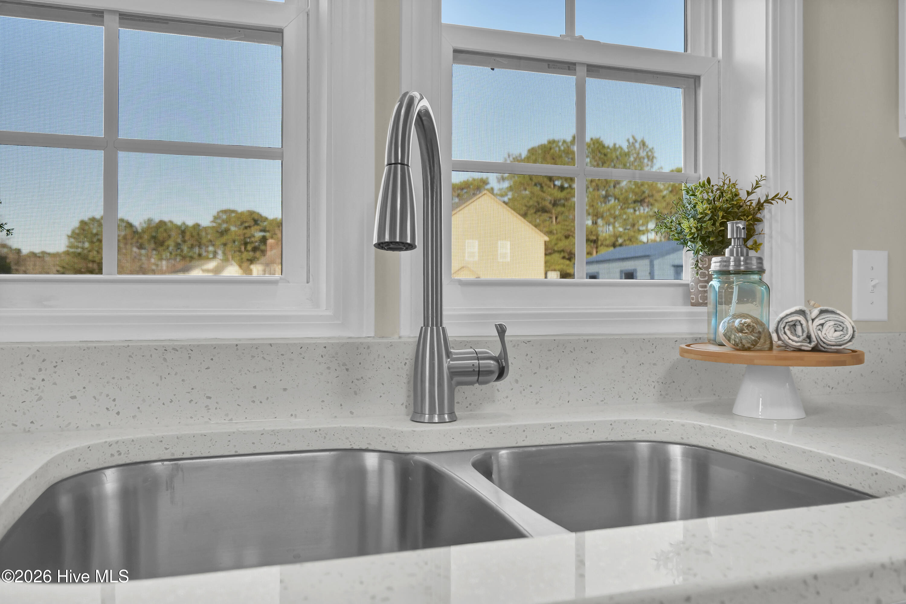 100552013 | Photo 13