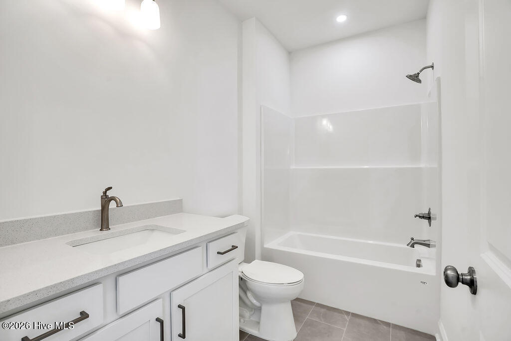 100540723 | Photo 15