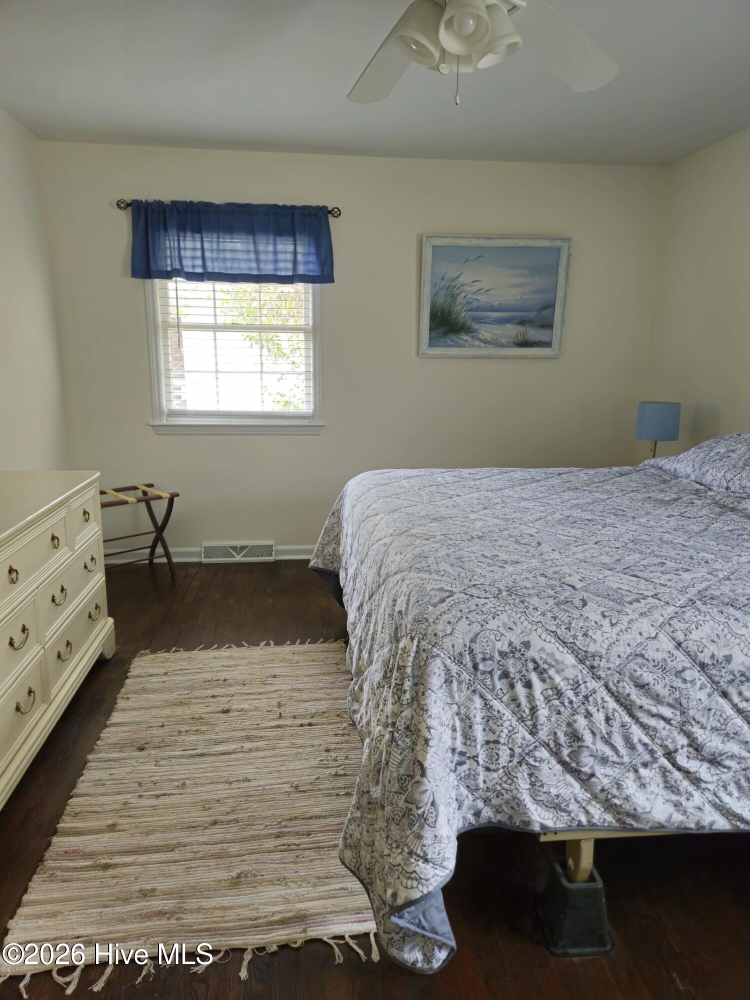 100517118 | Photo 12