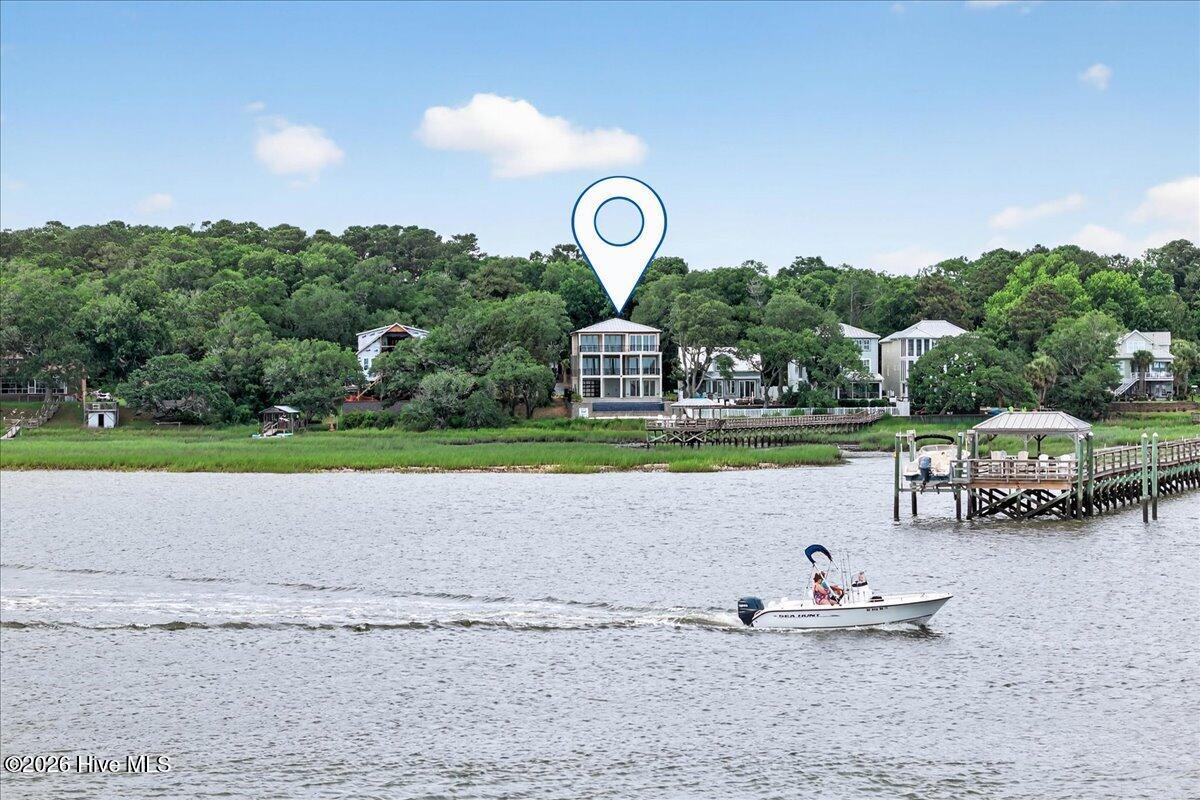 100562322 | Photo 71