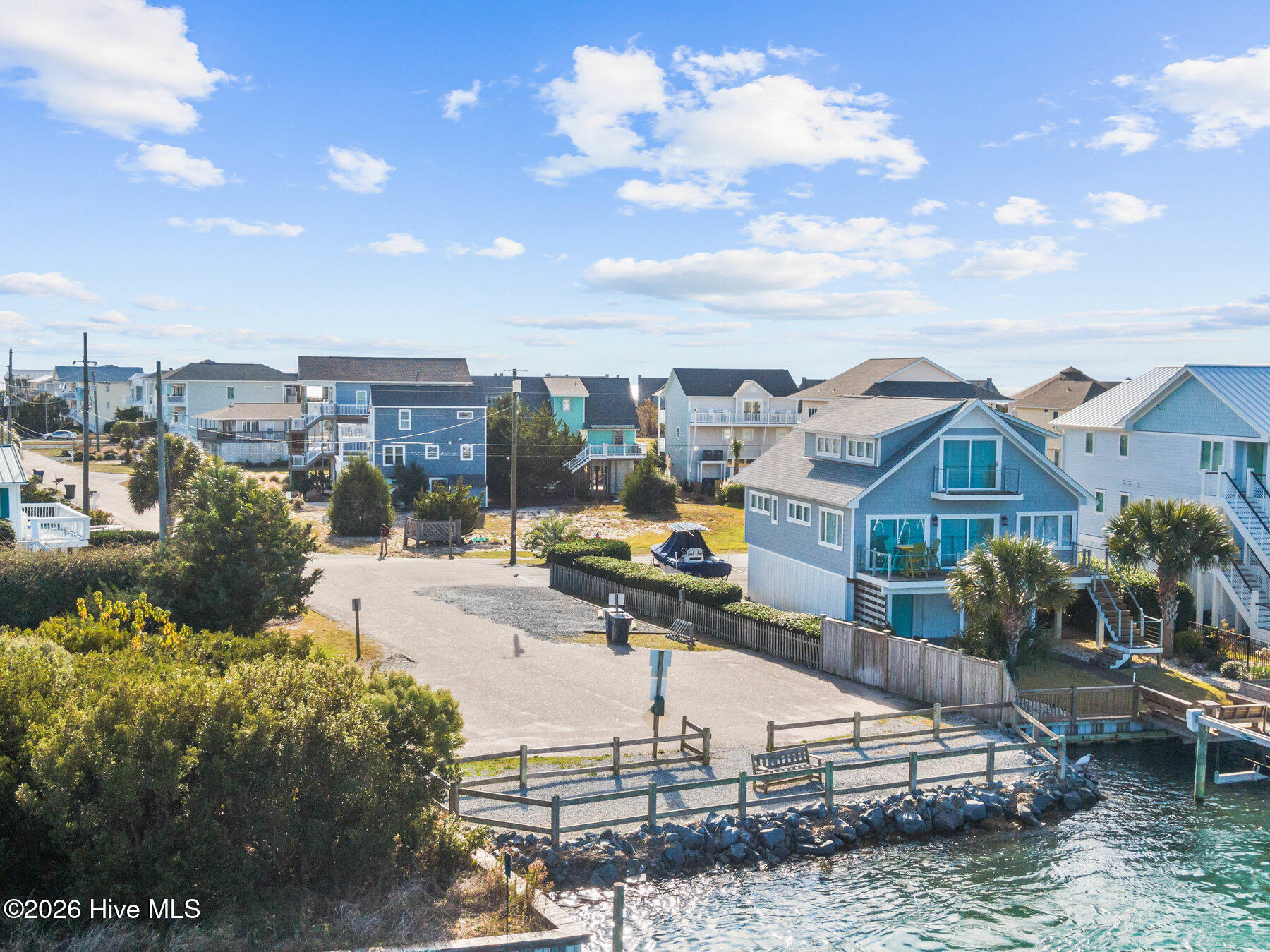 100547796 | Photo 24