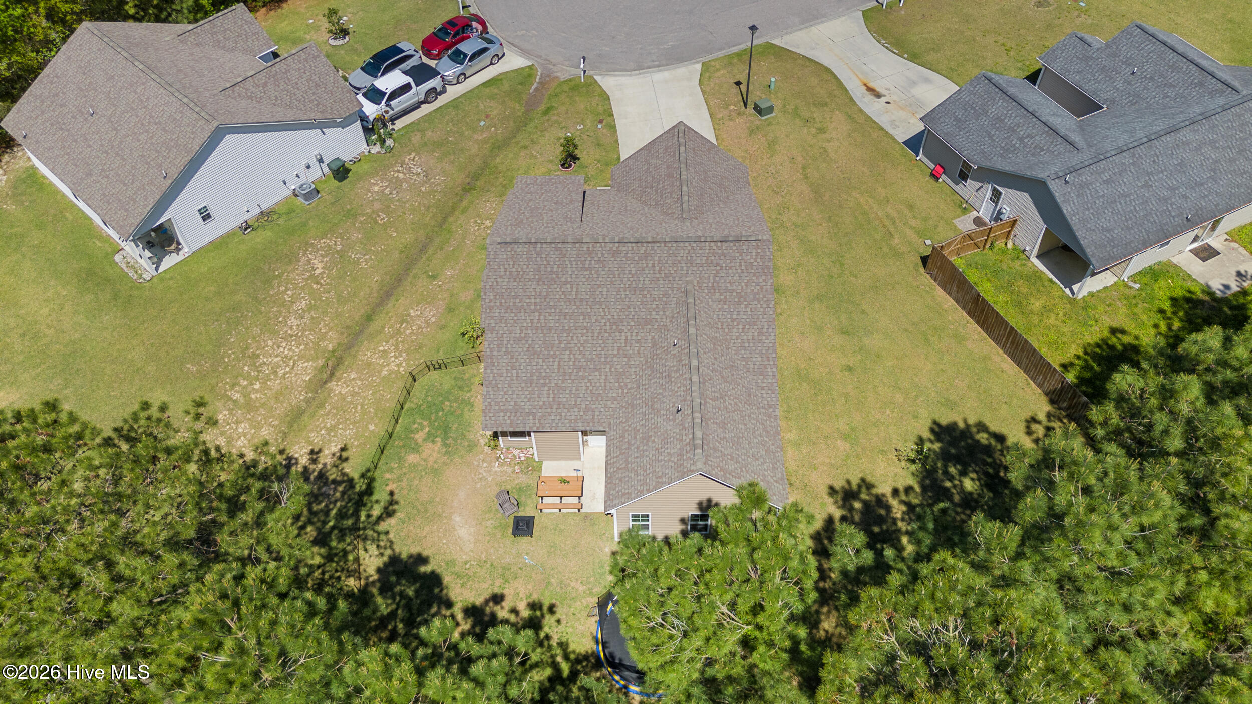 100566658 | Photo 41