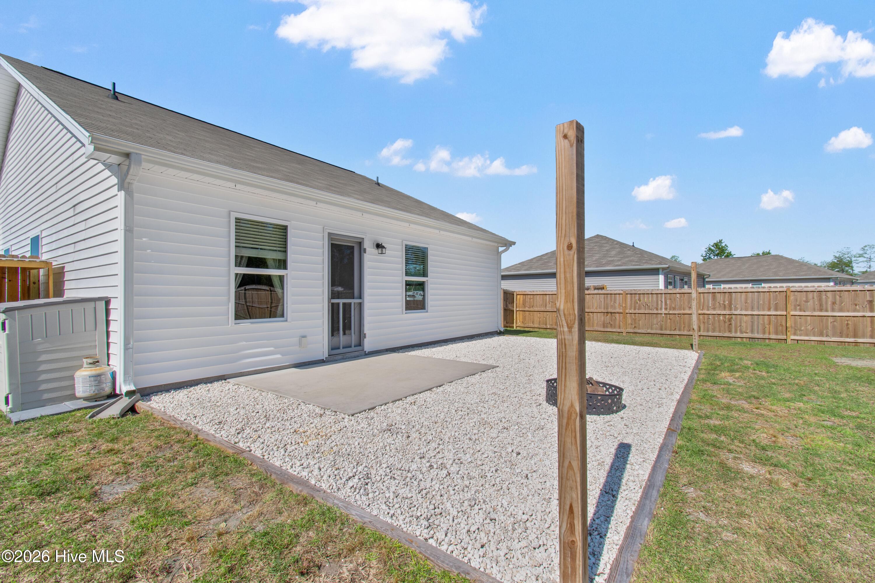 100568651 | Photo 26