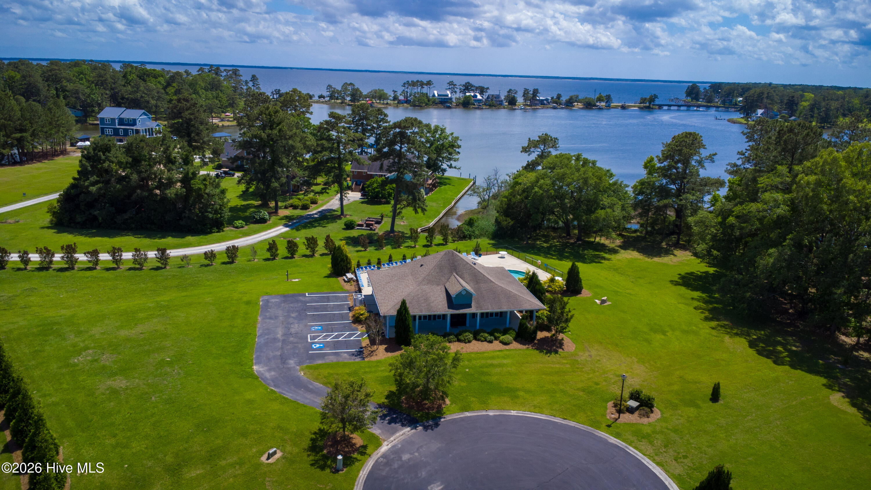 272 Southern Plantation Drive S,Oriental