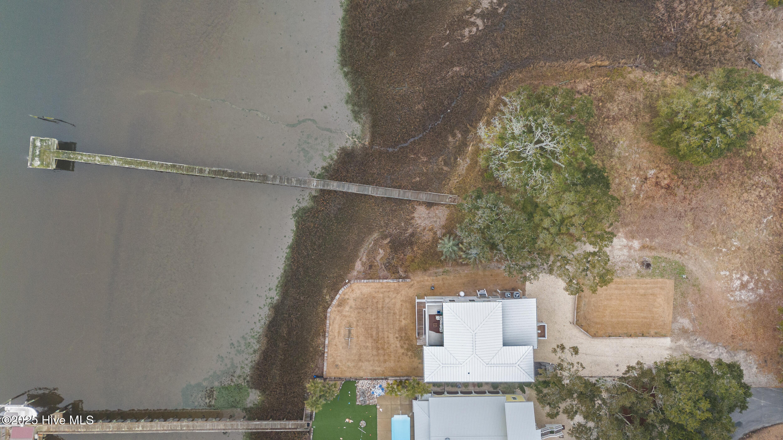 100536072 | Photo 10