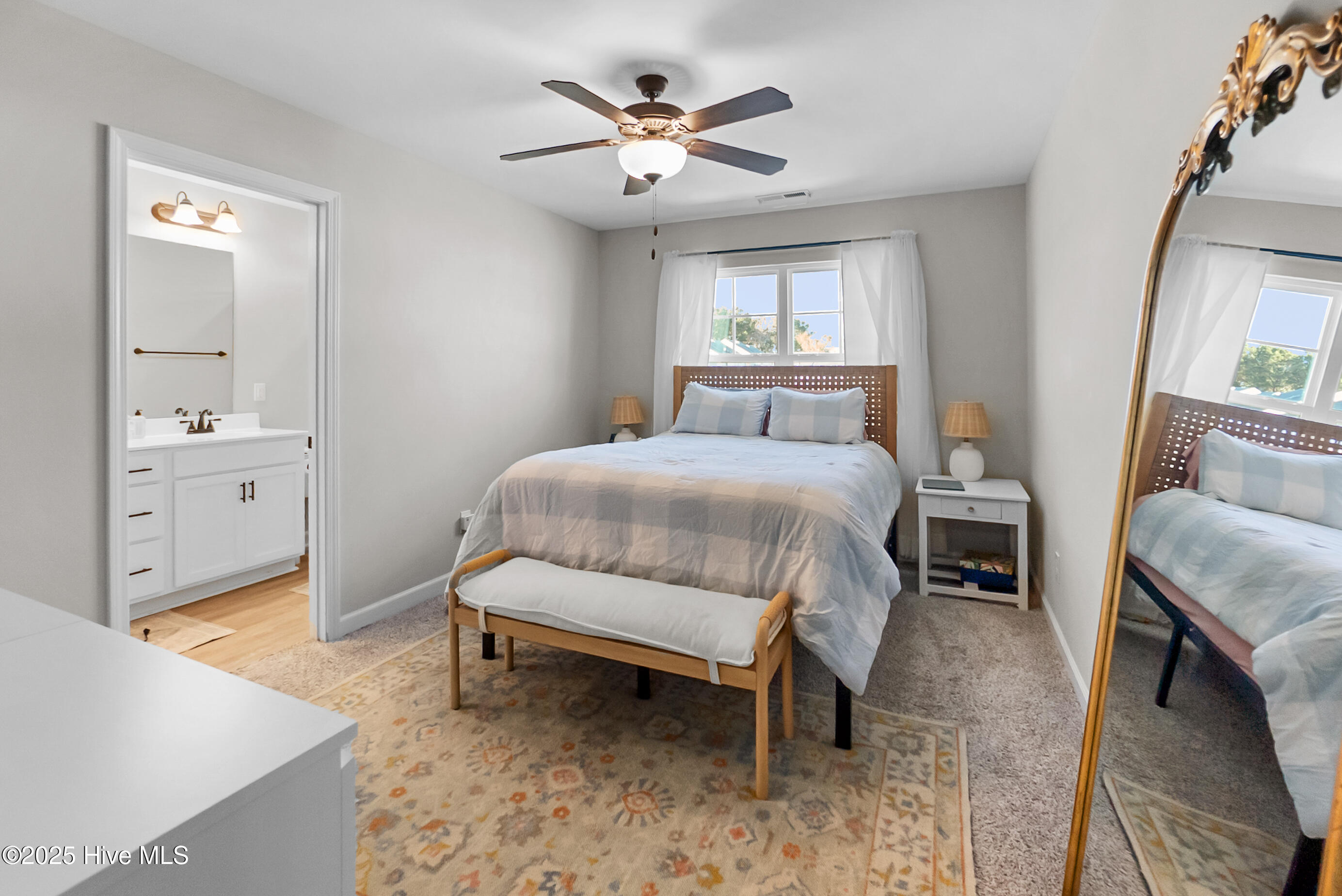 100545526 | Photo 10