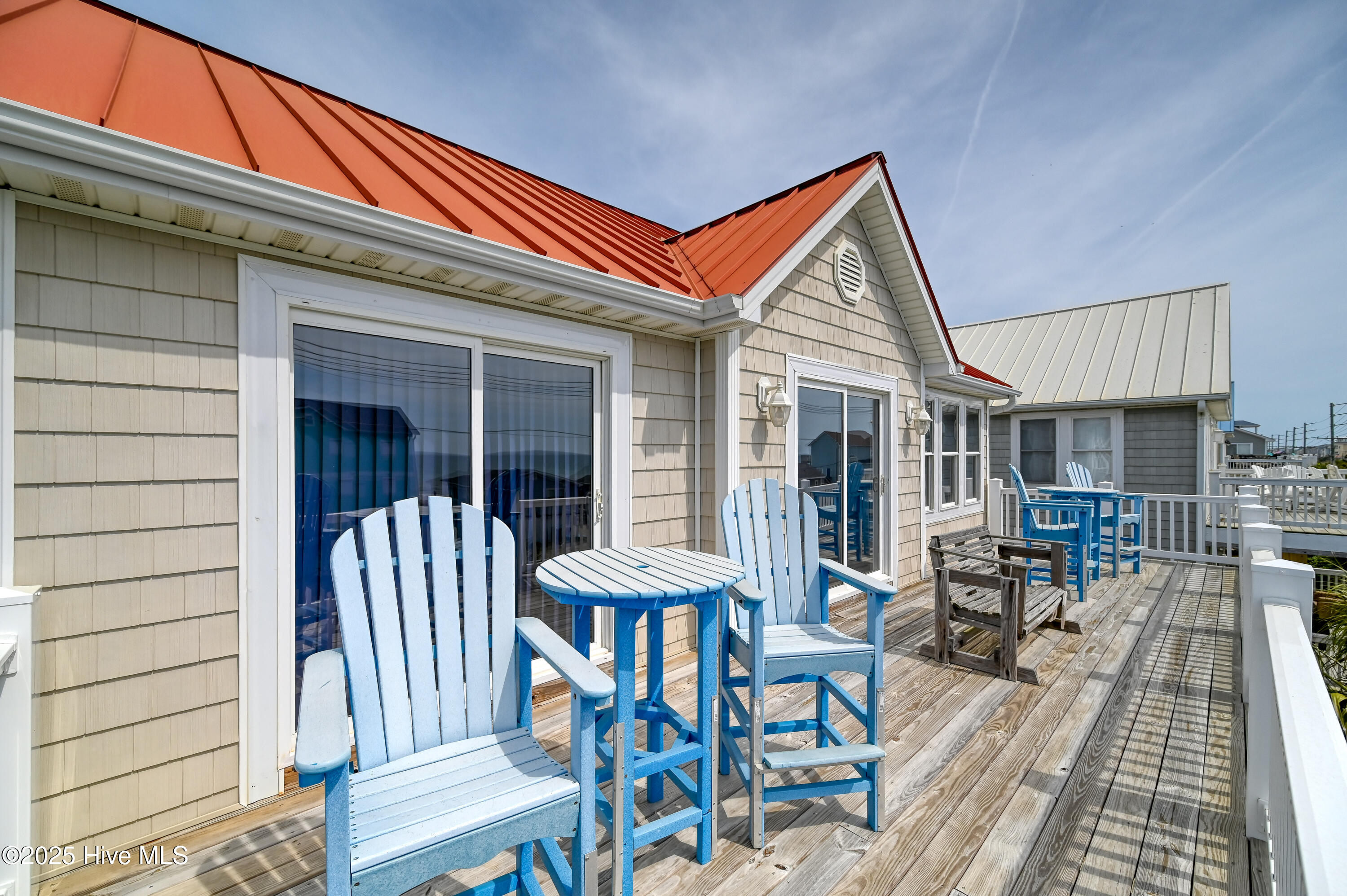 100502638 | Photo 28