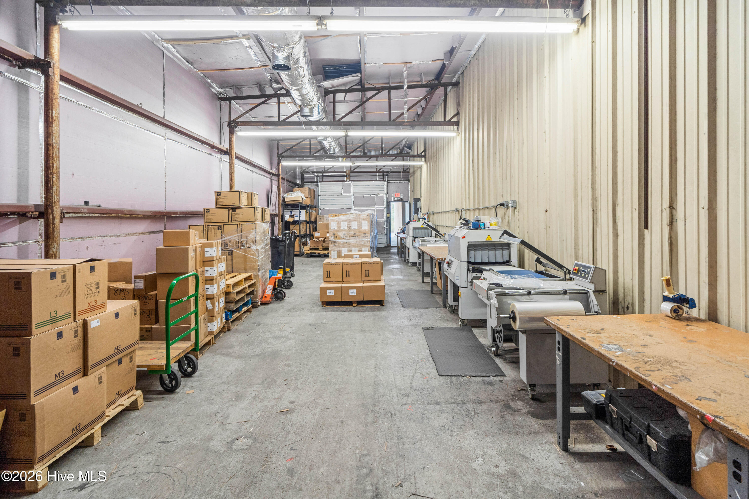 100549965 | Photo 18