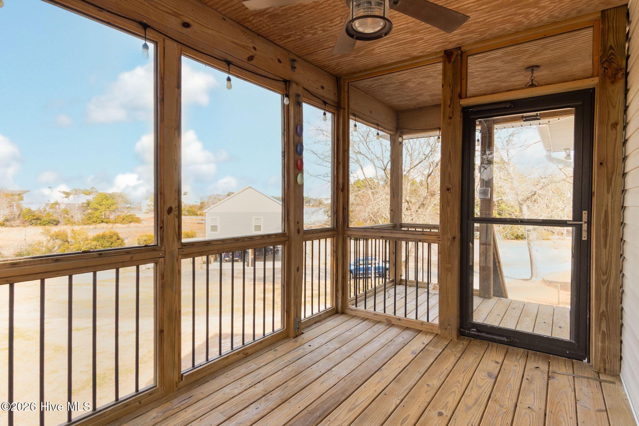 100555153 | Photo 10