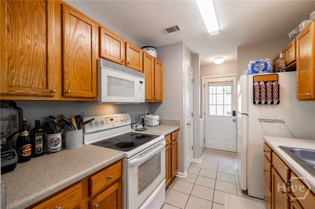 1305 Cedar Shoals Drive 201