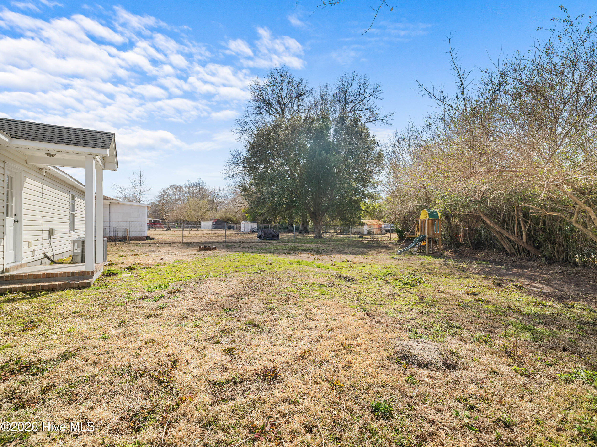 100554469 | Photo 34