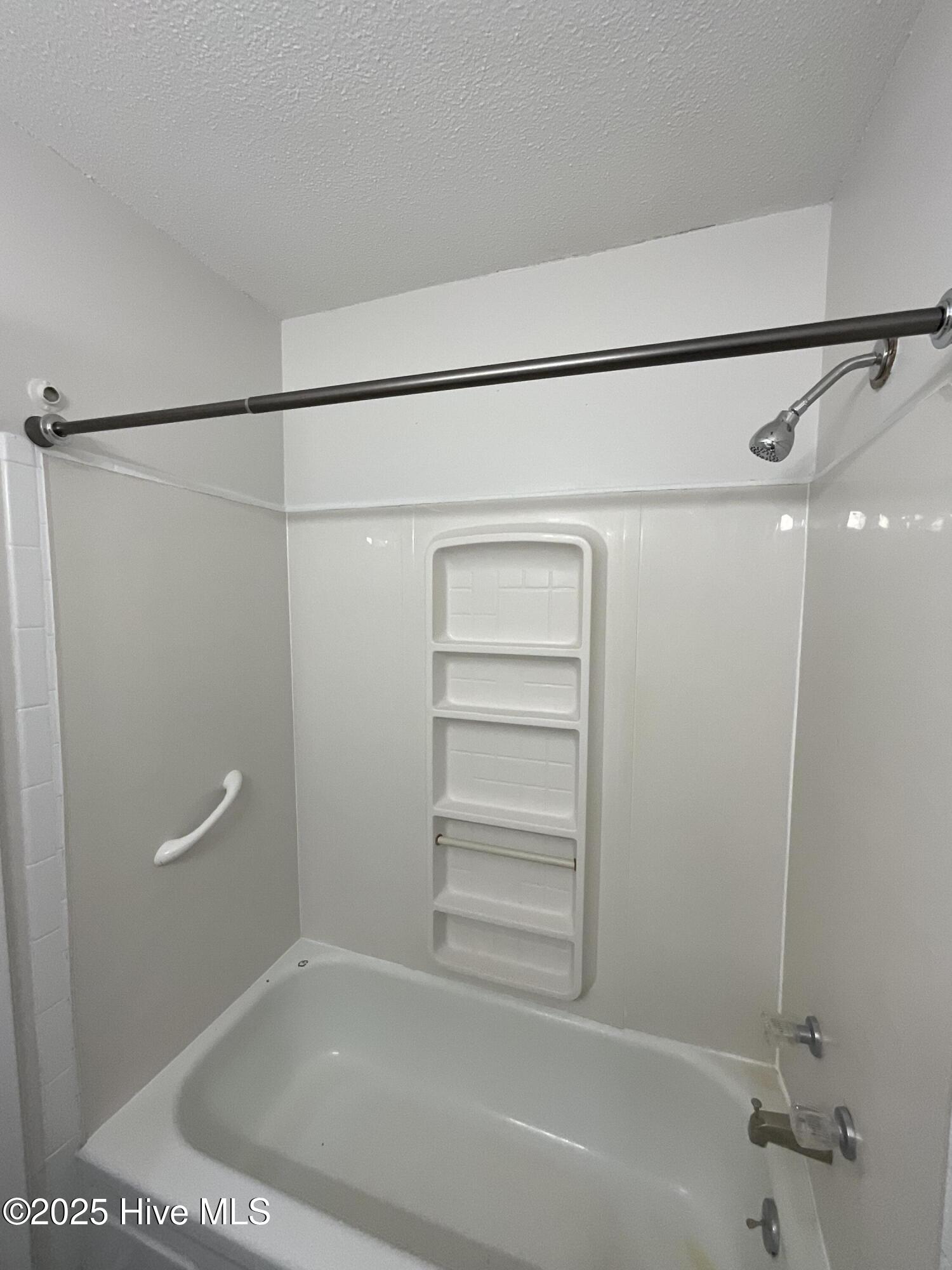 100514592 | Photo 11