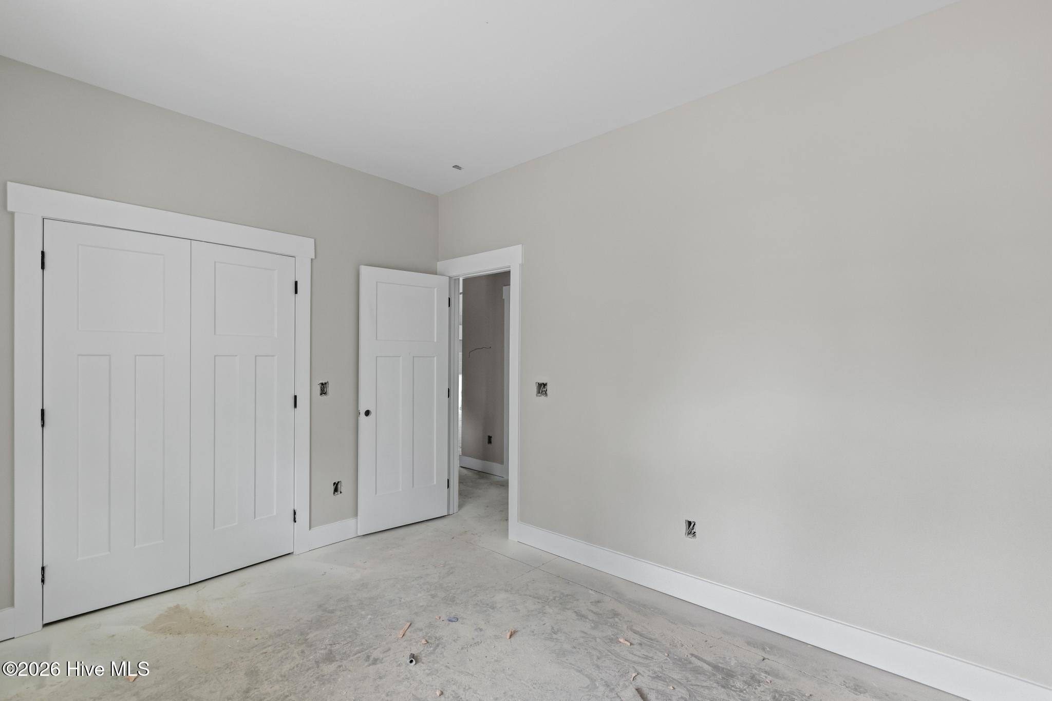 100566204 | Photo 12