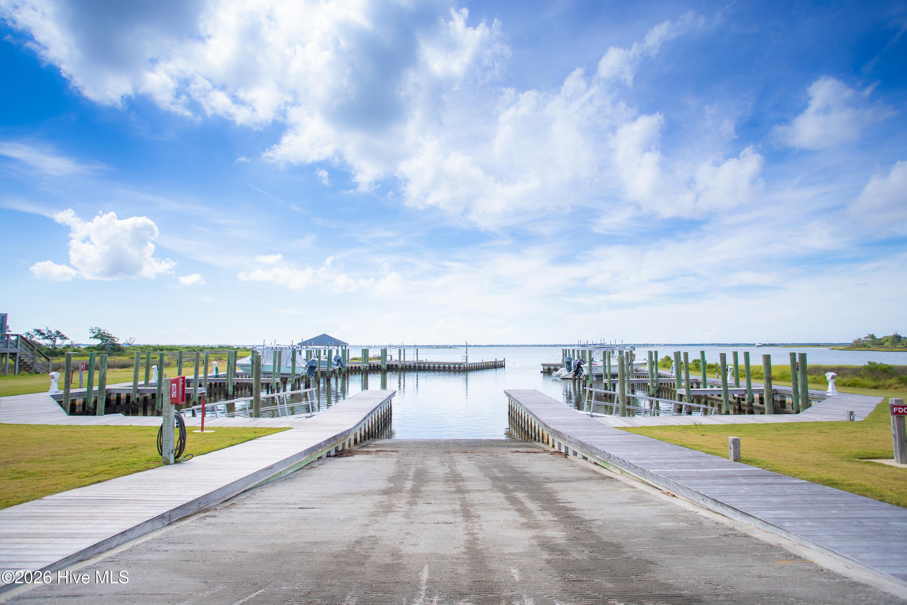 656 Fishermans Point,Newport