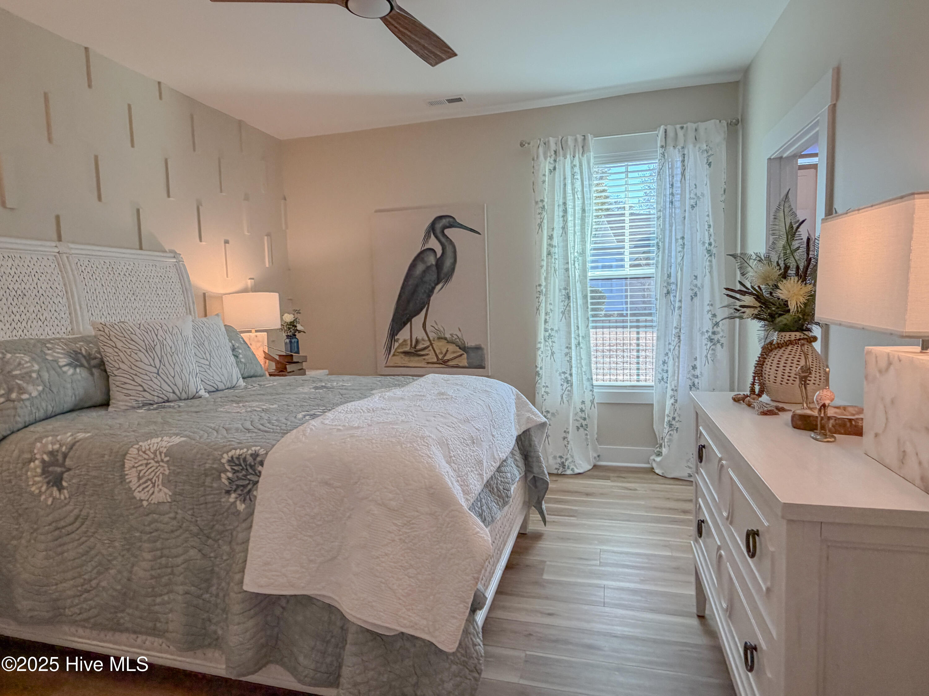 100546436 | Photo 28