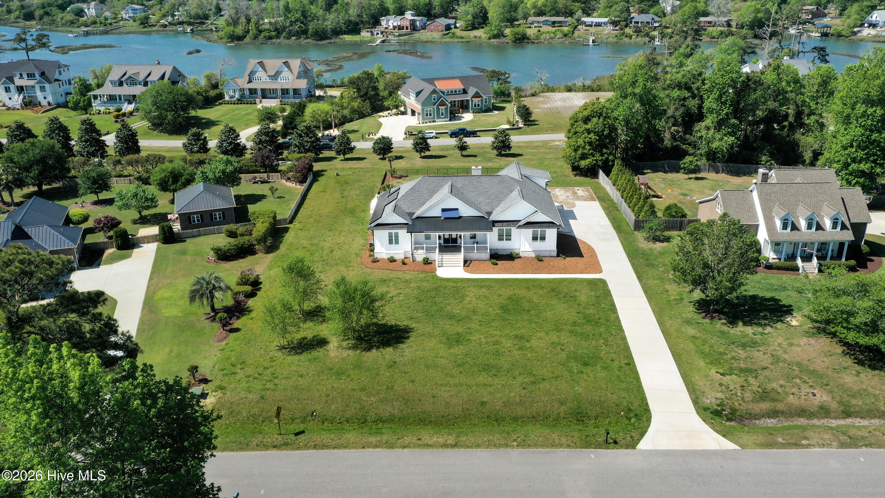 100567914 | Photo 61