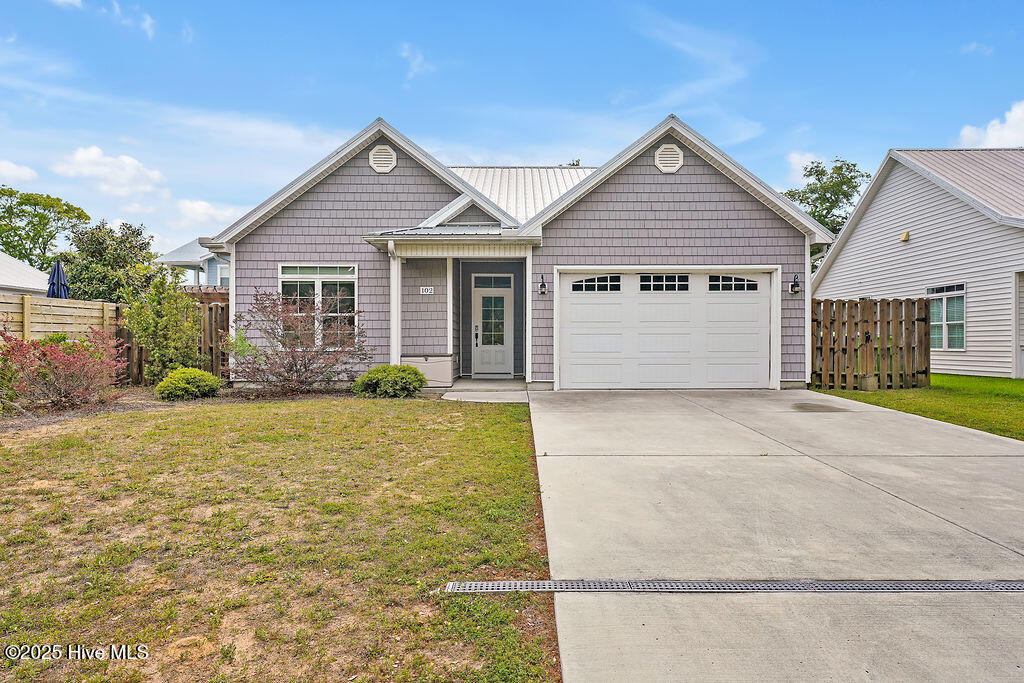 100504186 | Photo 43