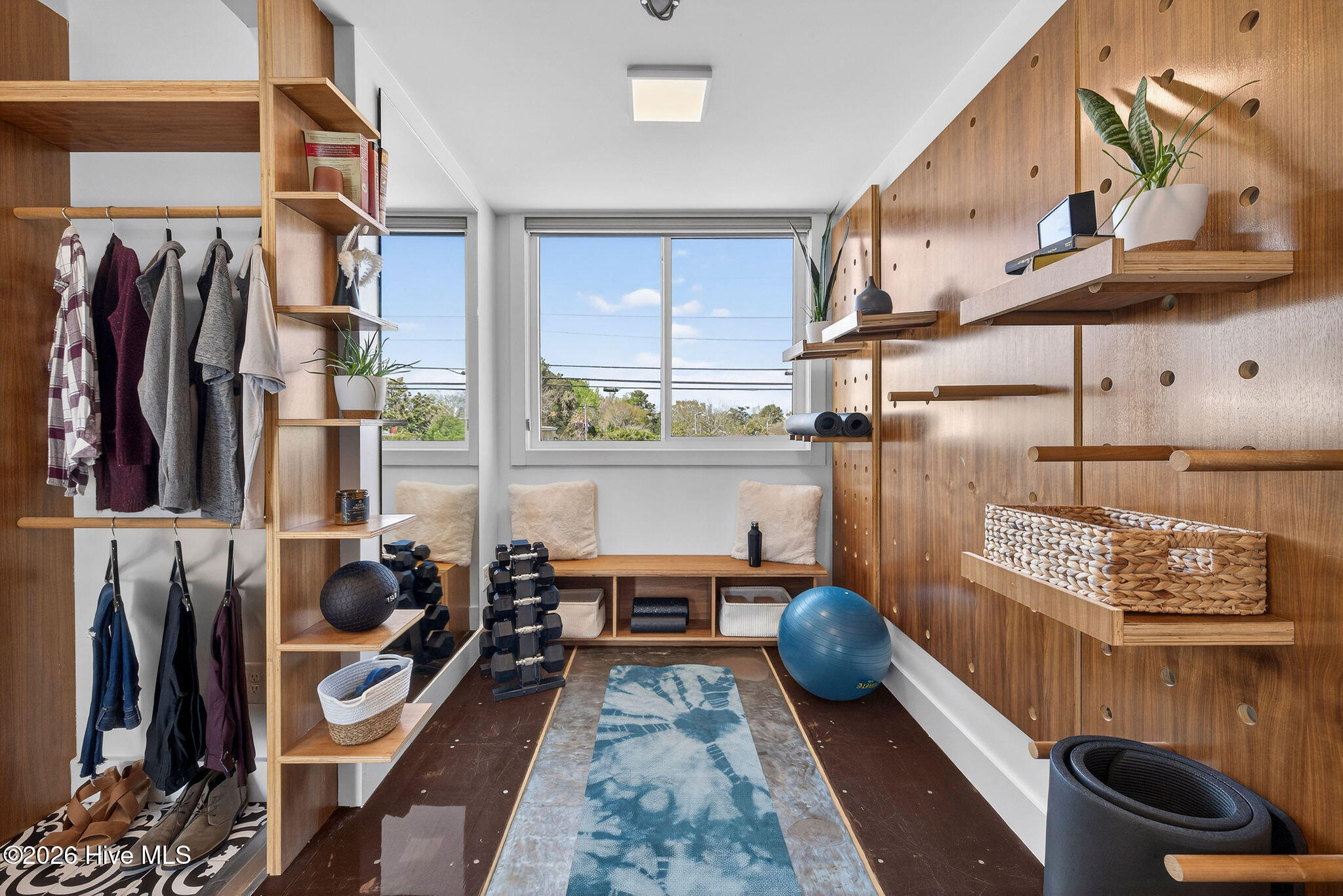 100563614 | Photo 22