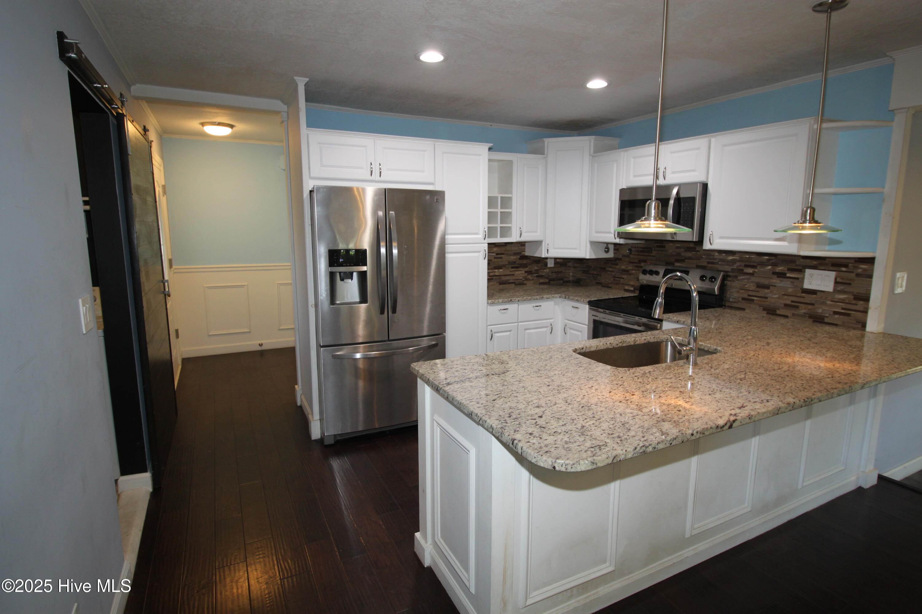 Homes for sale in Morehead City, NC | 3707 Country Club Rd, Morehead City, NC 28557 | MLS# 100529550