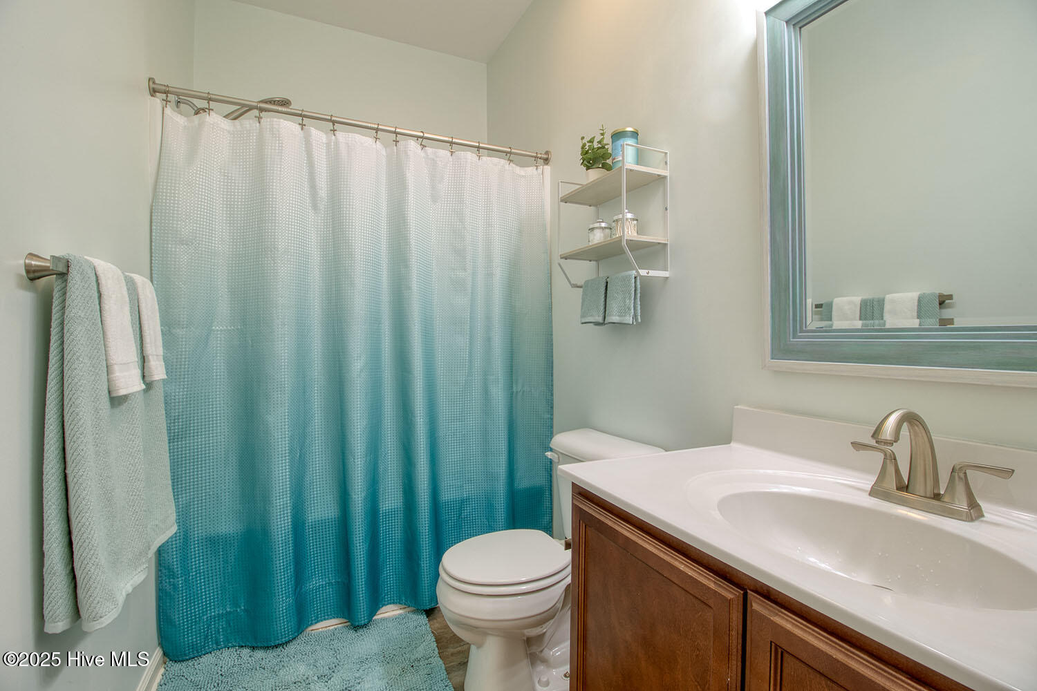 100495434 | Photo 22