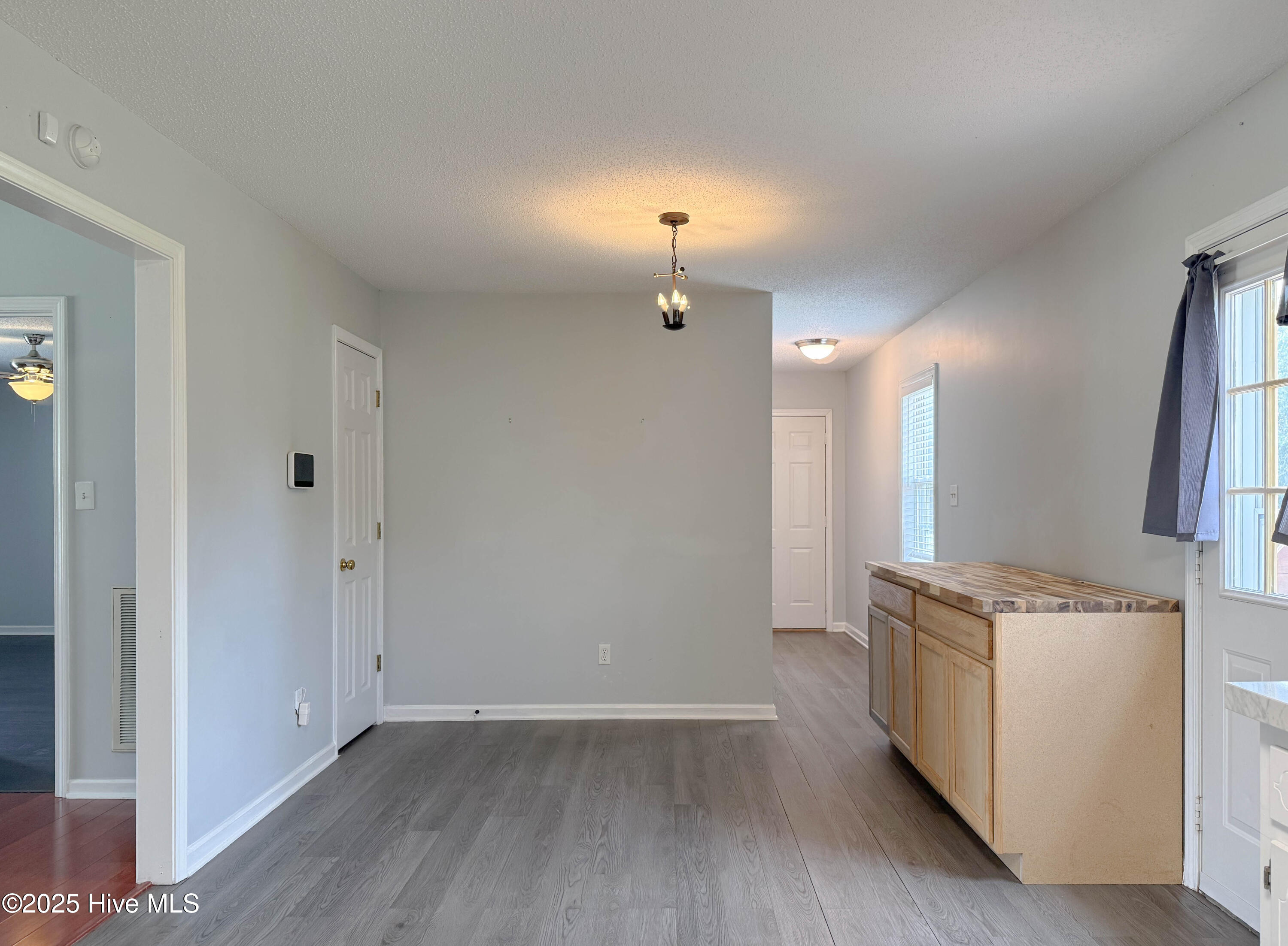 125 Kanton Drive, Jacksonville, NC 28540 – photo 10: Photo Sep 08 2025, 11 58 53 AM