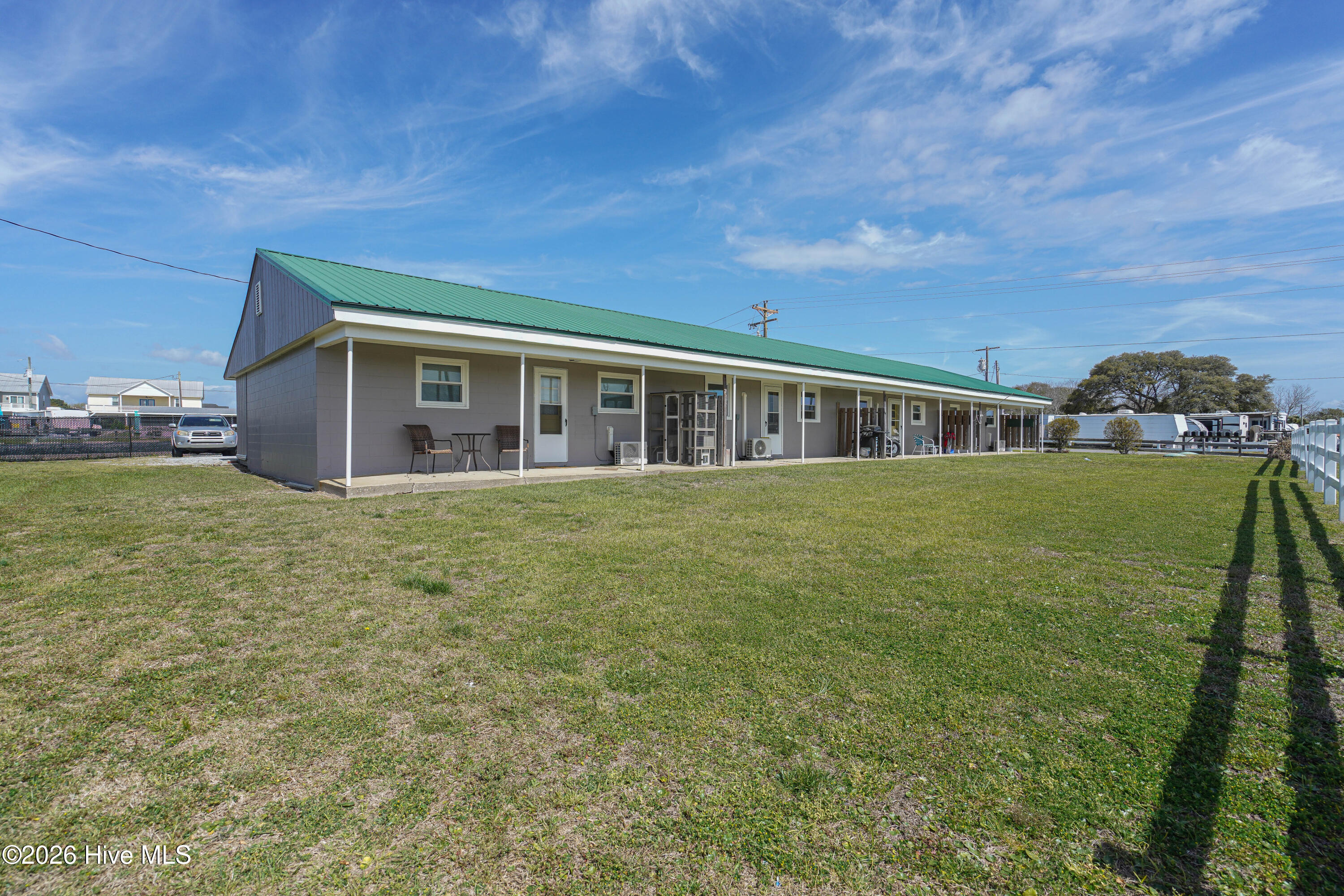 100564102 | Photo 53