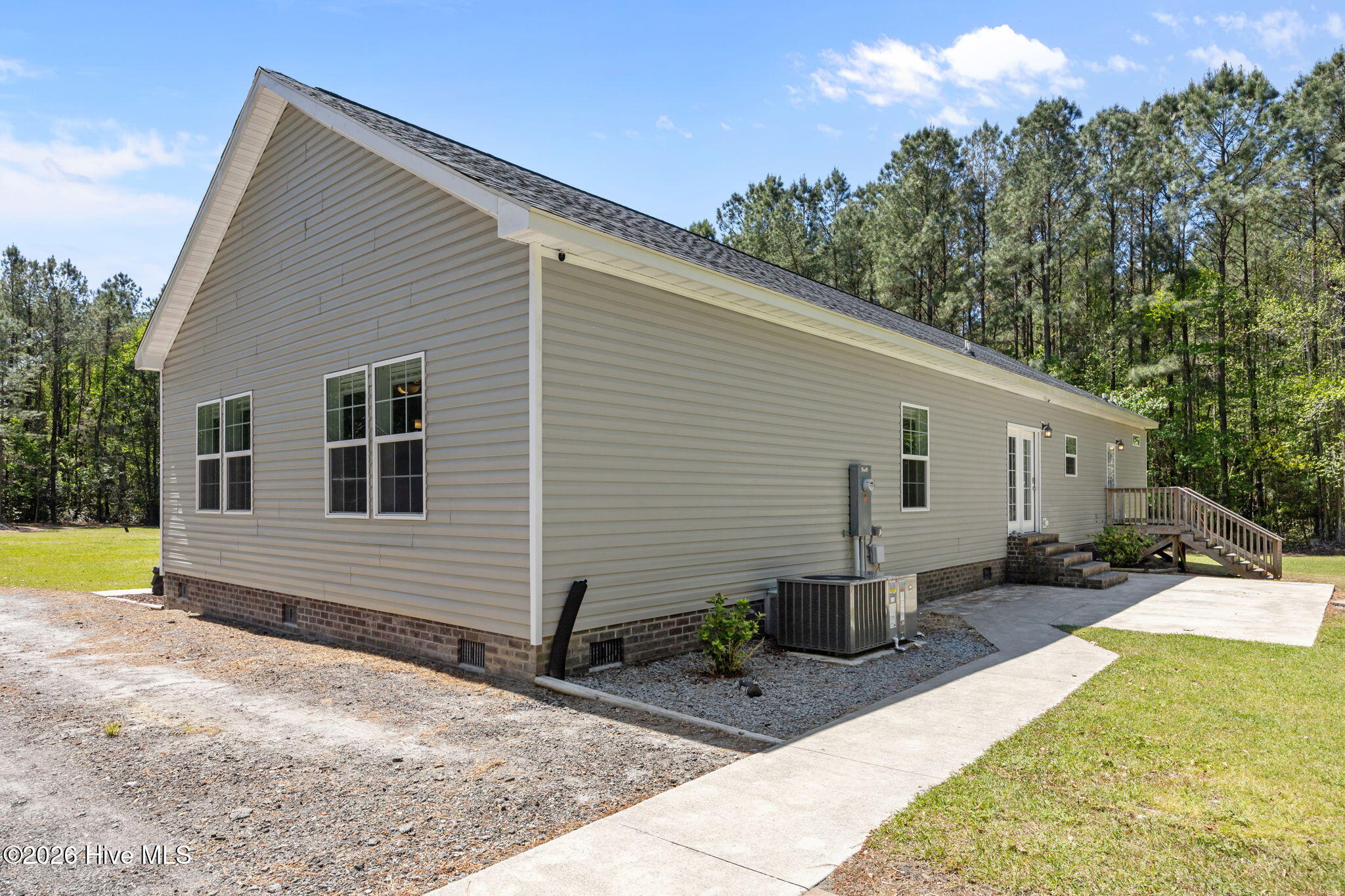 324 Holly Shelter Road, Jacksonville, NC 28540 – photo 16: 4-web-or-mls-324 Holly Shelter Rd. 111