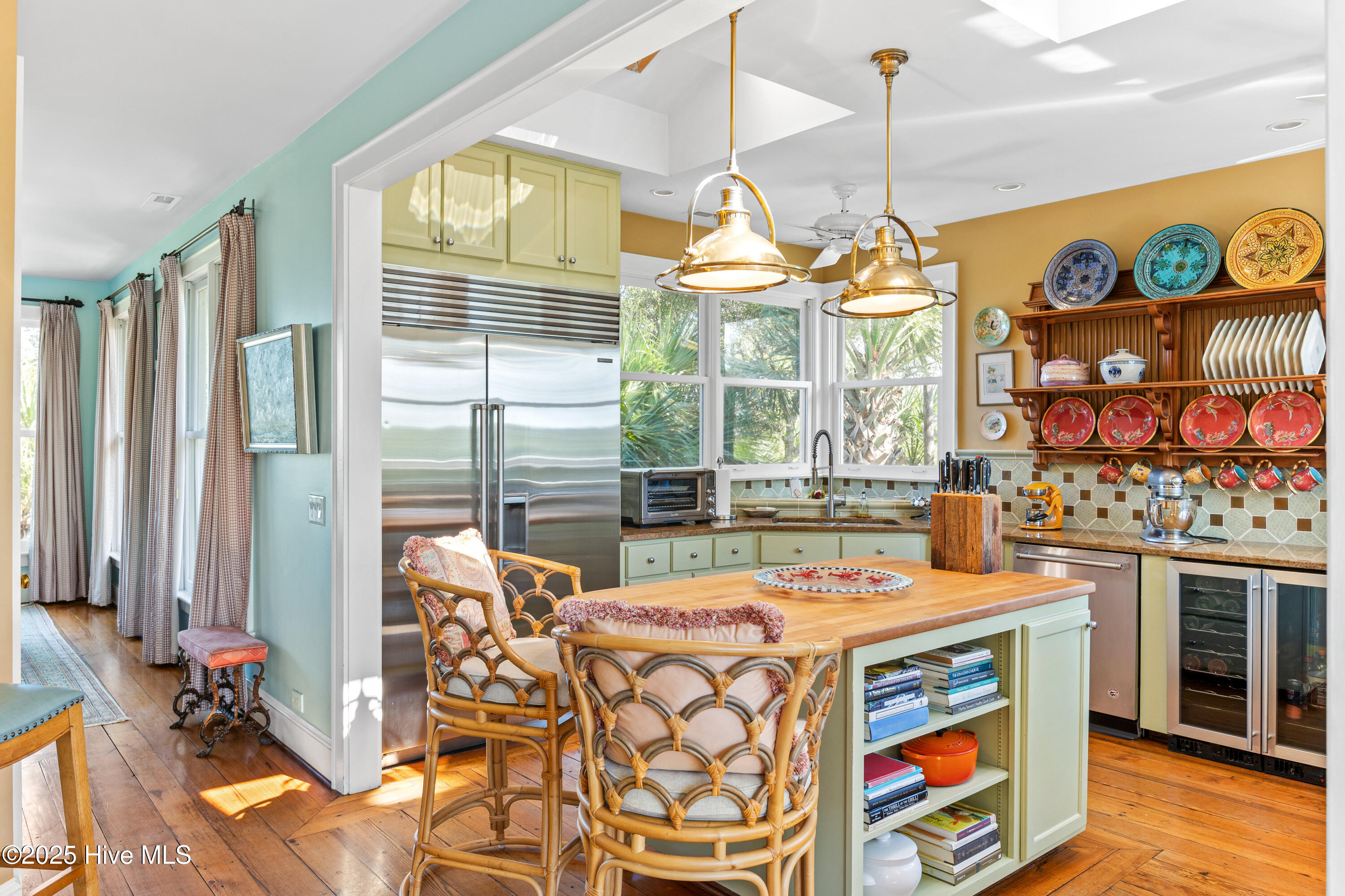 100531454 | Photo 17